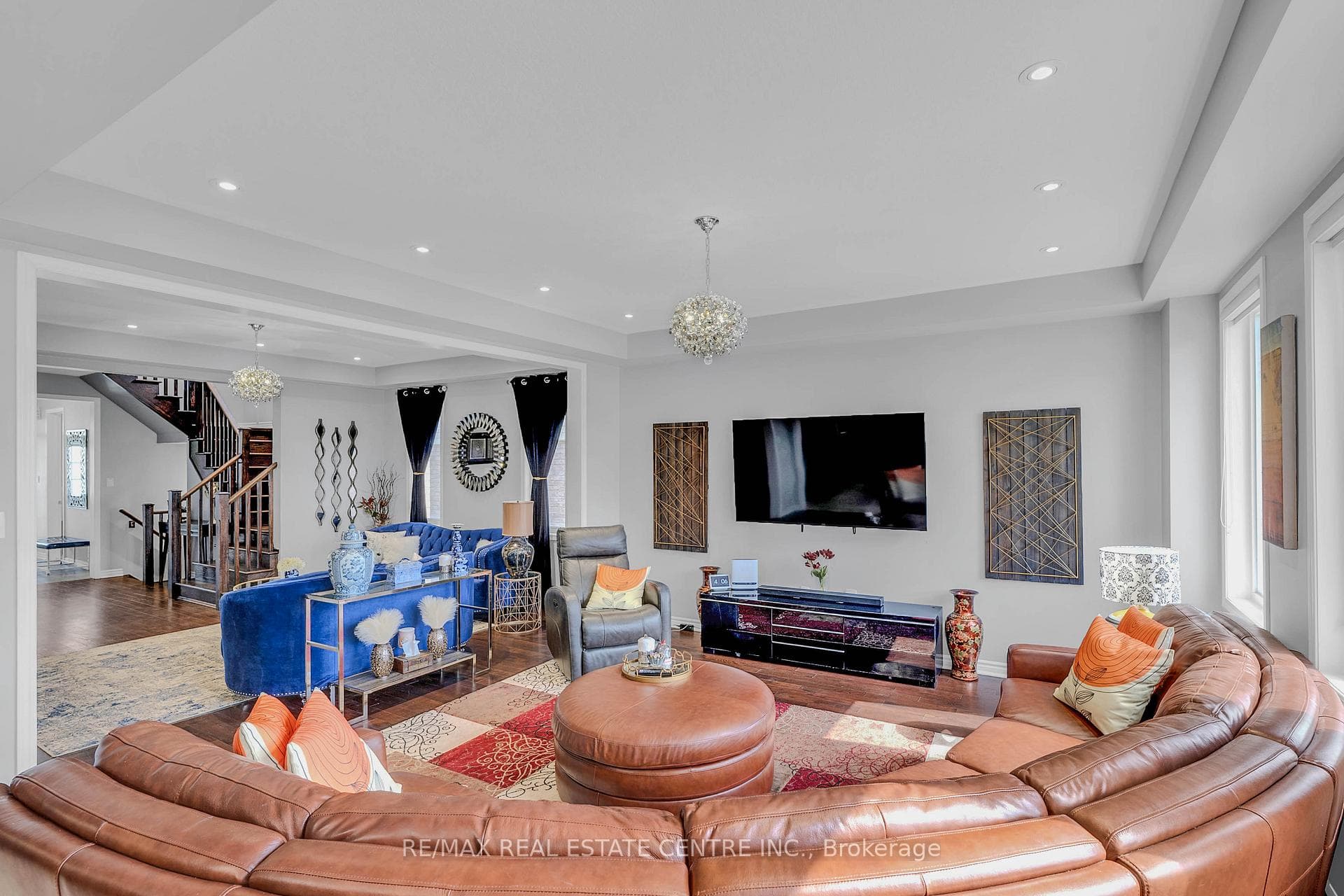 460 Equestrian Way photo 12