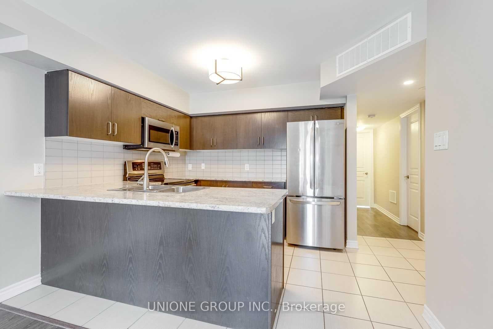 2441 Greenwich Drive Unit 99 photo 8