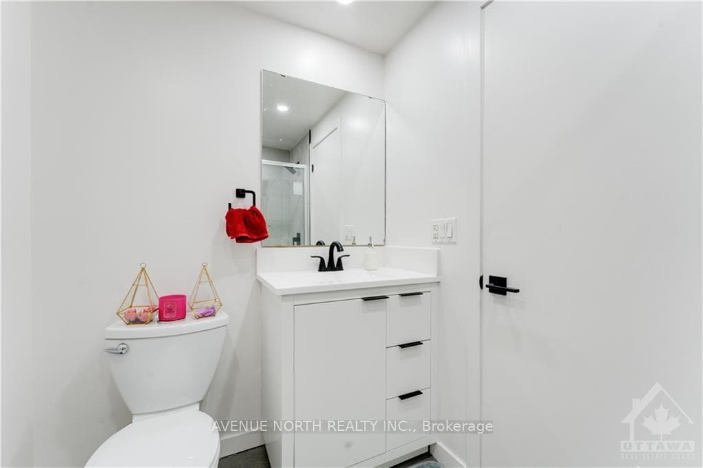 453 CANOTIA Place photo 18