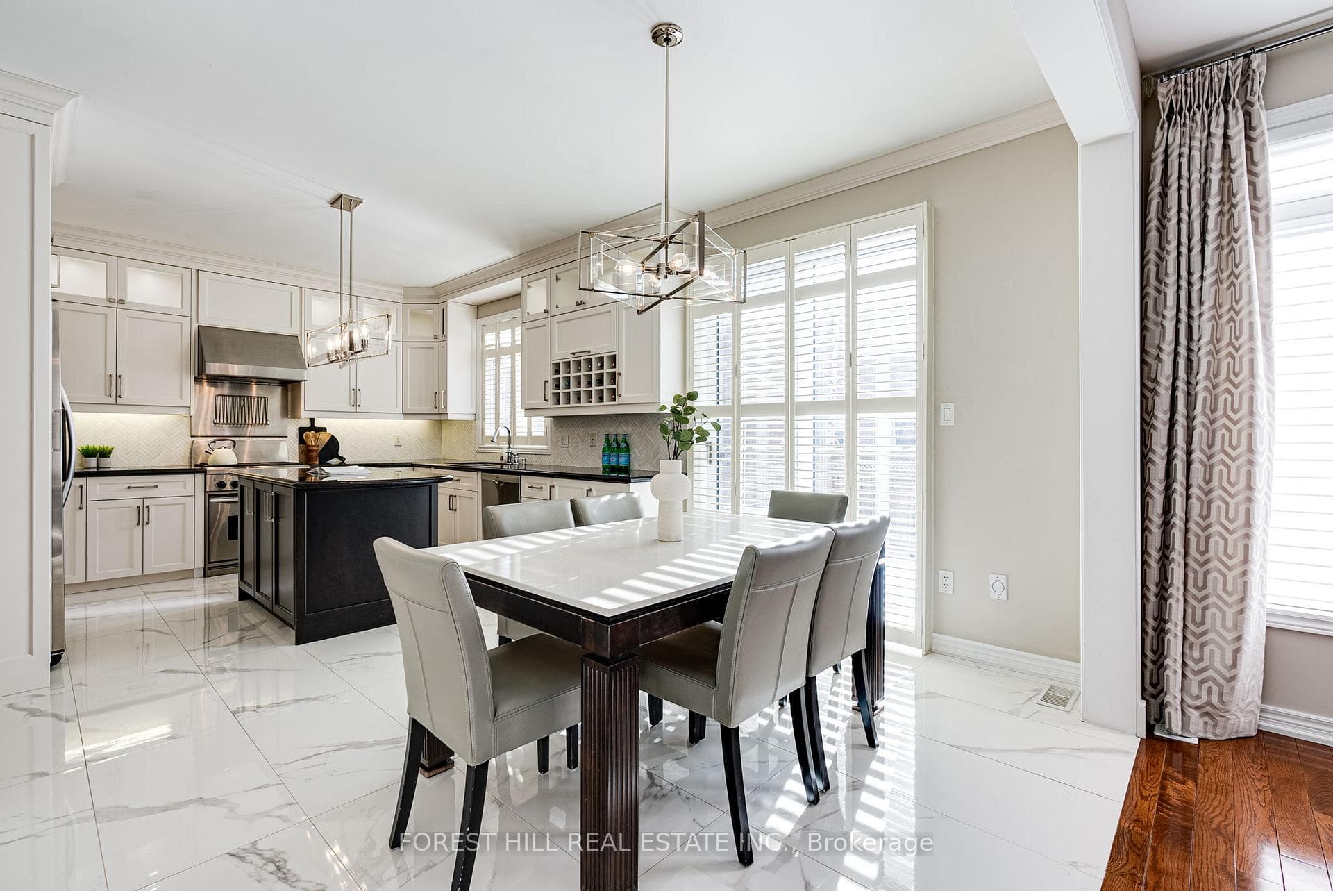 11 Hendel Drive photo 11