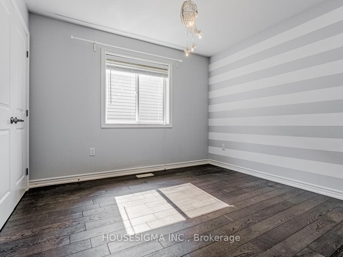 728 Robert Ferrie Drive photo 19