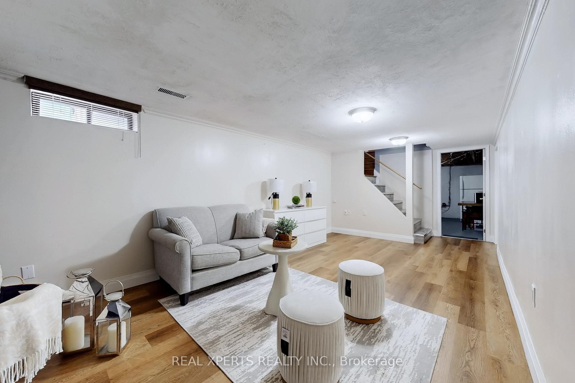 200 Rosemount Drive photo 32