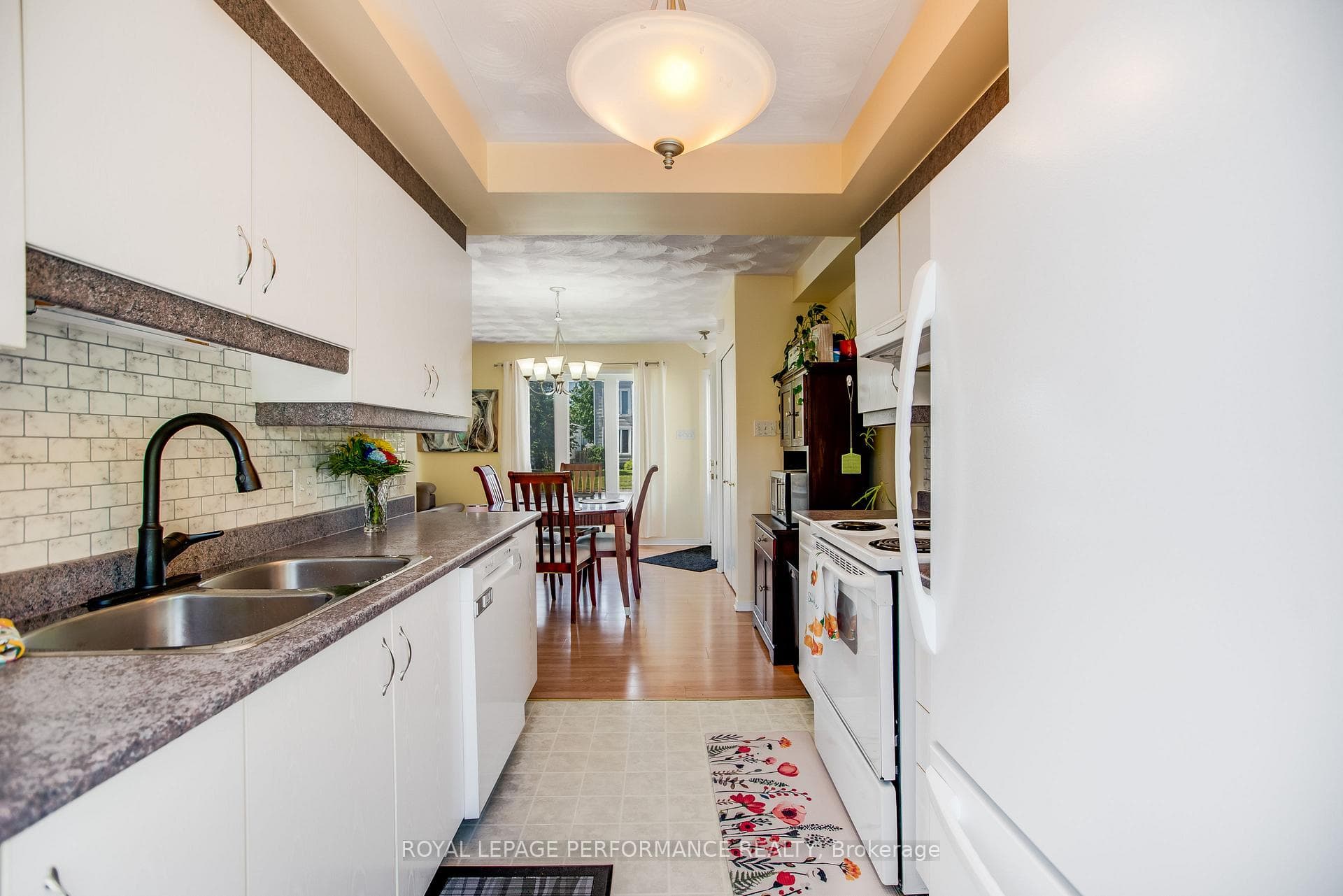 849 Pilon Street photo 23