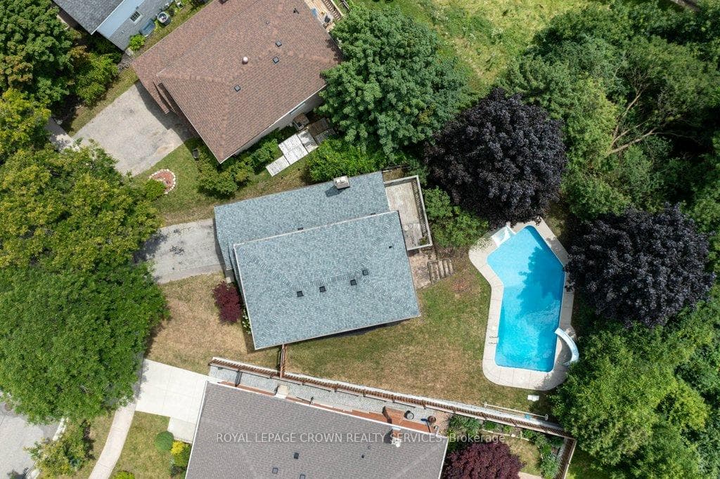 145 Anvil Street photo 37
