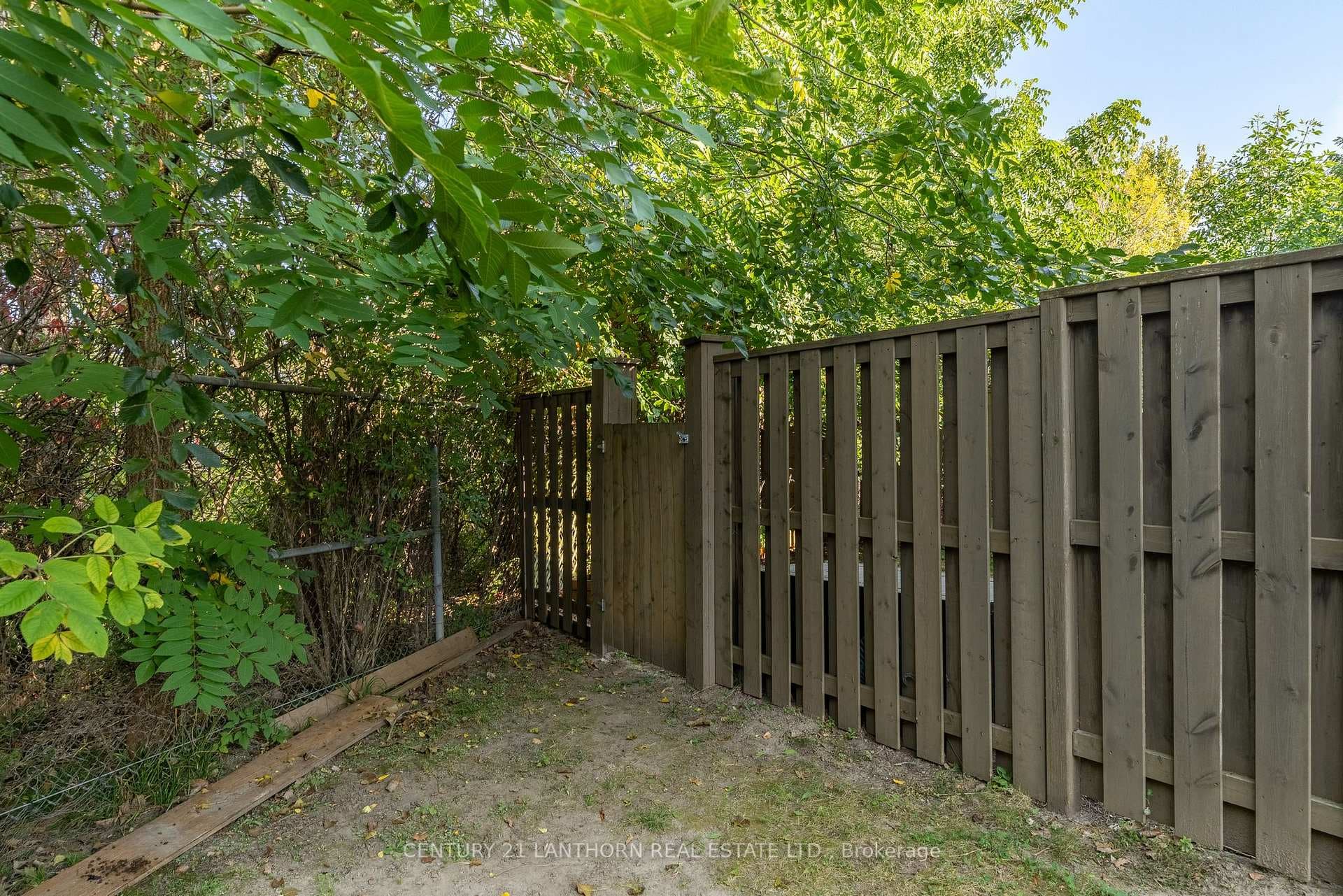 54 - G Cascade Boulevard photo 36