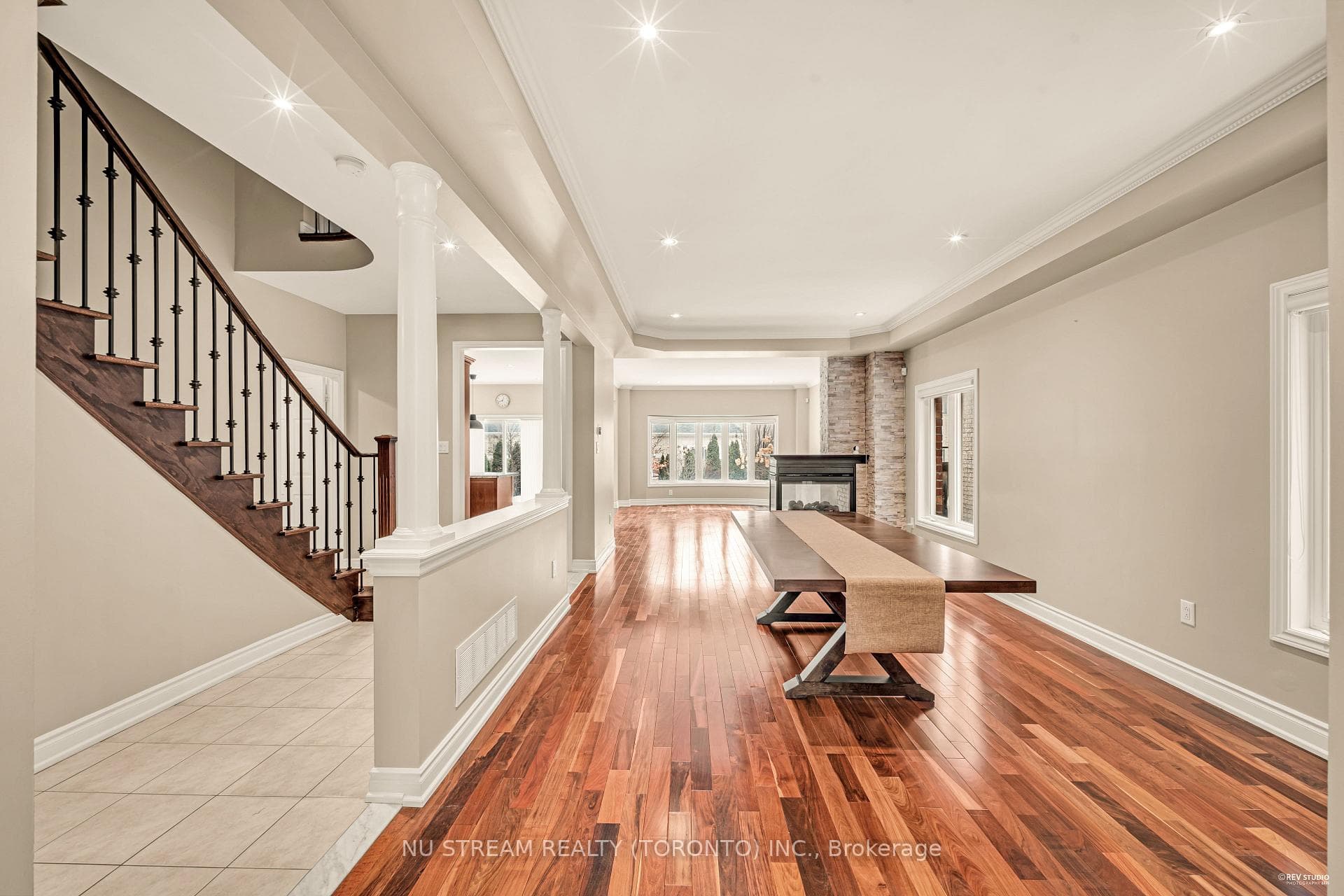 111 LEALINDS Road photo 19