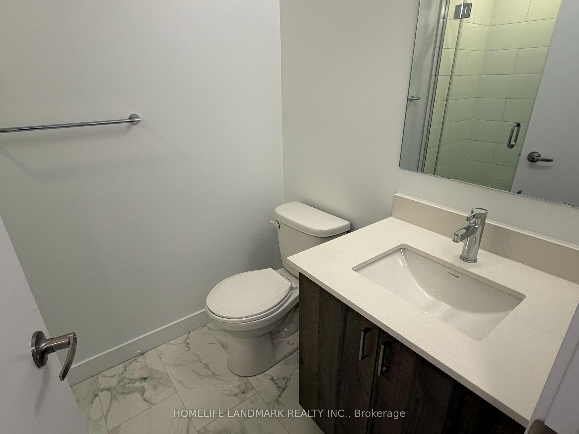 51 Jefferson Side Road Unit 107 photo 8