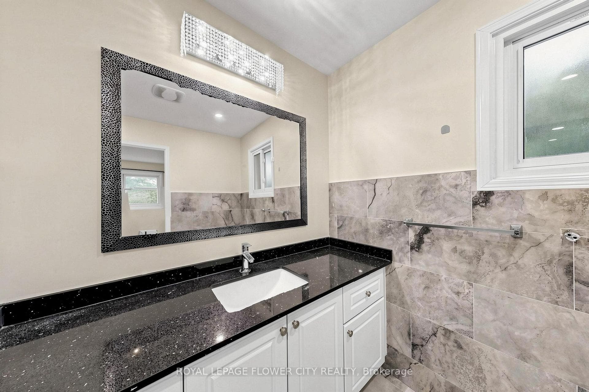 116 Flowertown Avenue photo 31