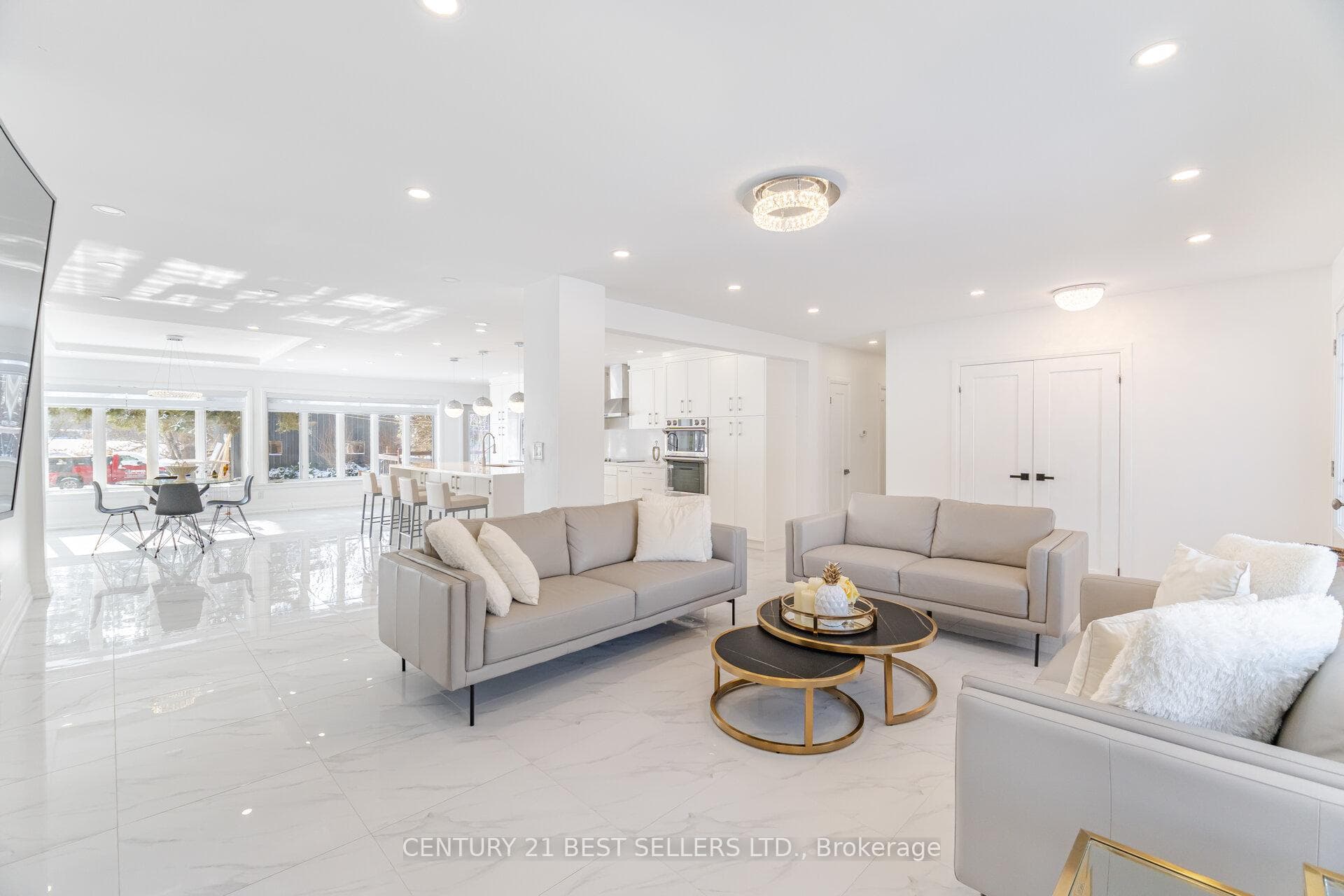 3446 Governors Road photo 3