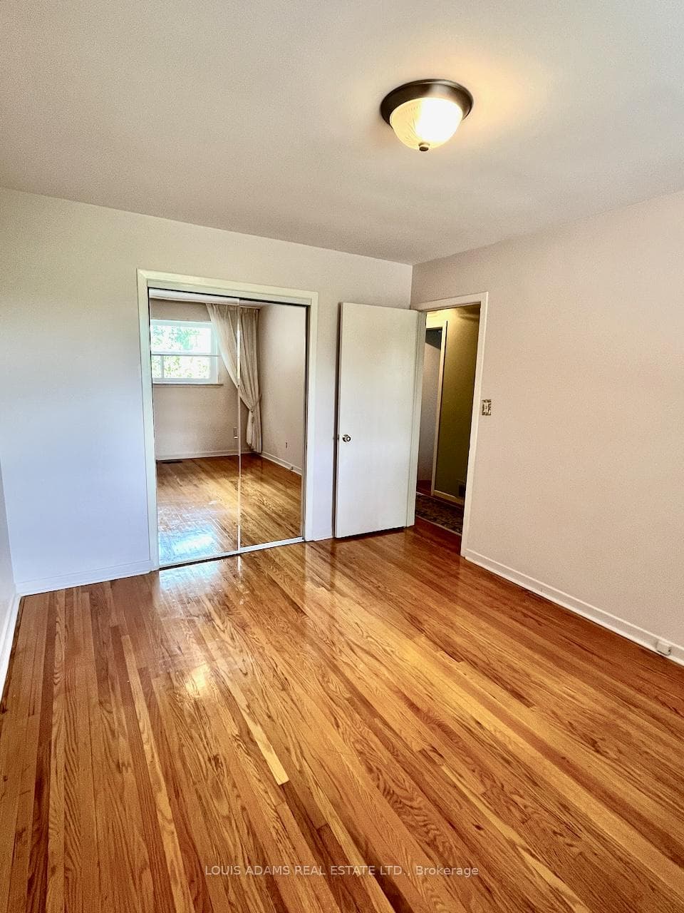 1206 Shadeland Drive photo 10