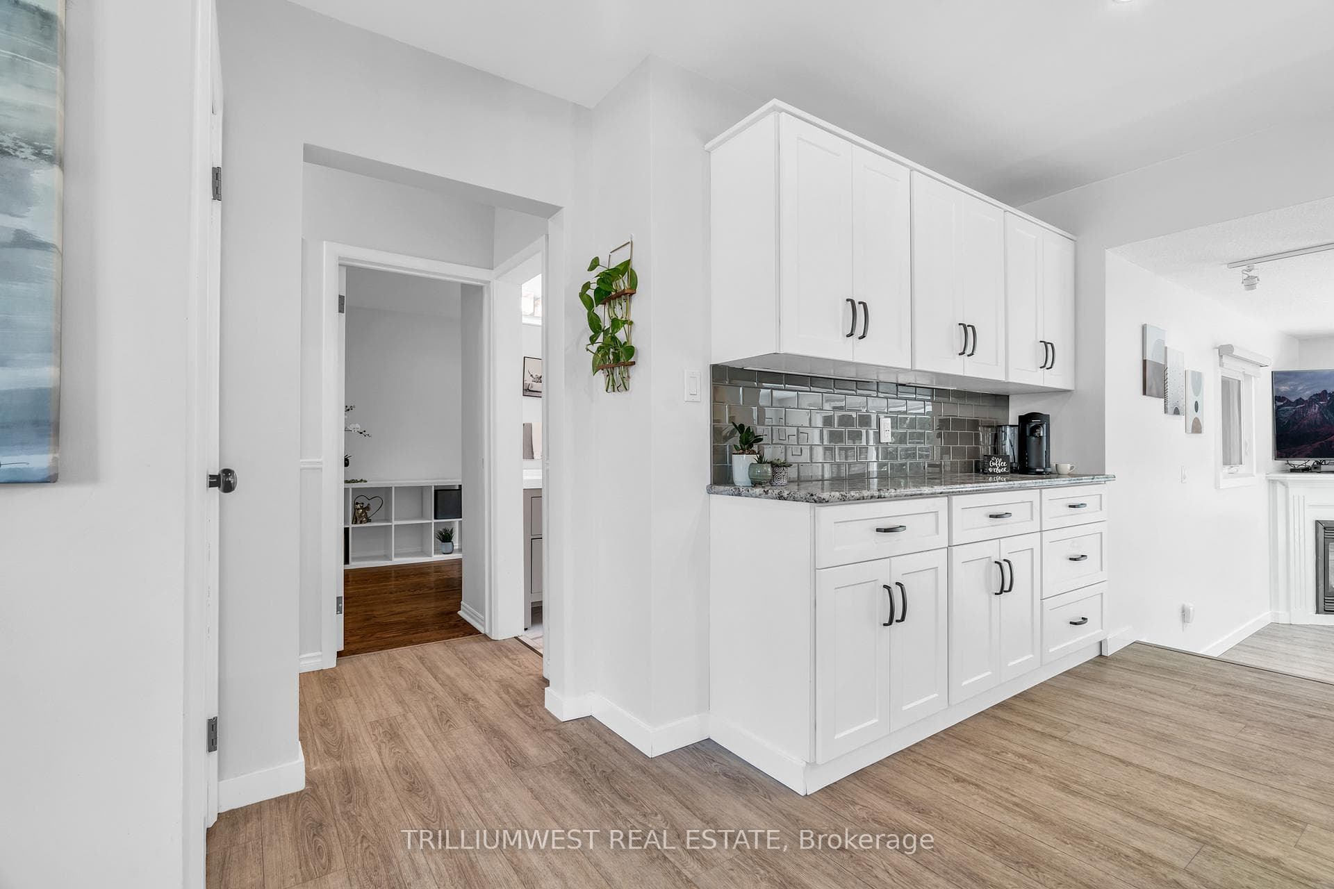 7 Ridgeway Avenue photo 13