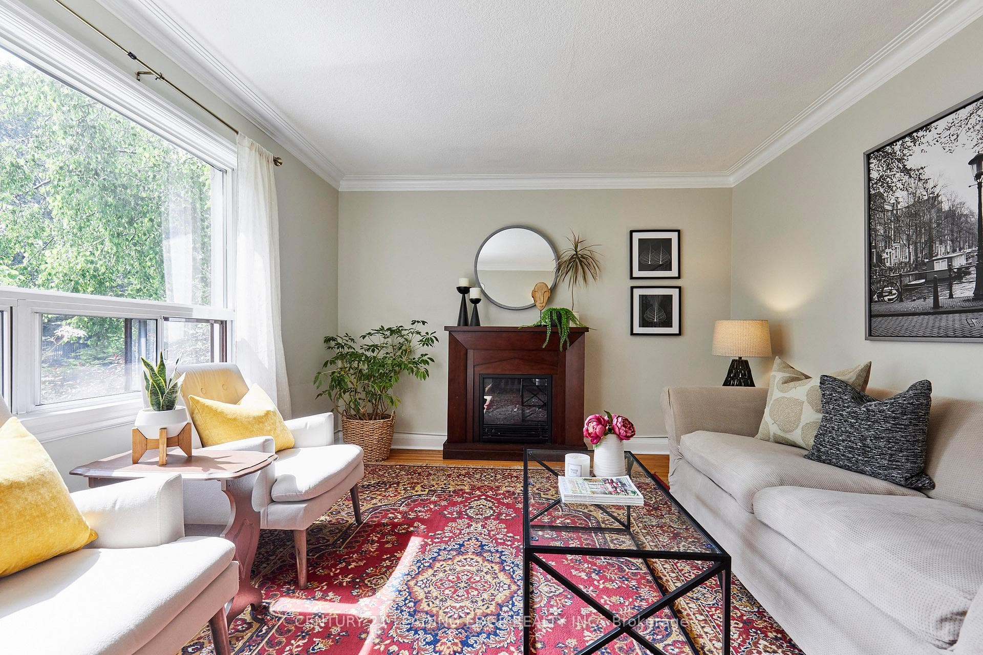 19 Scarboro Crescent photo 13
