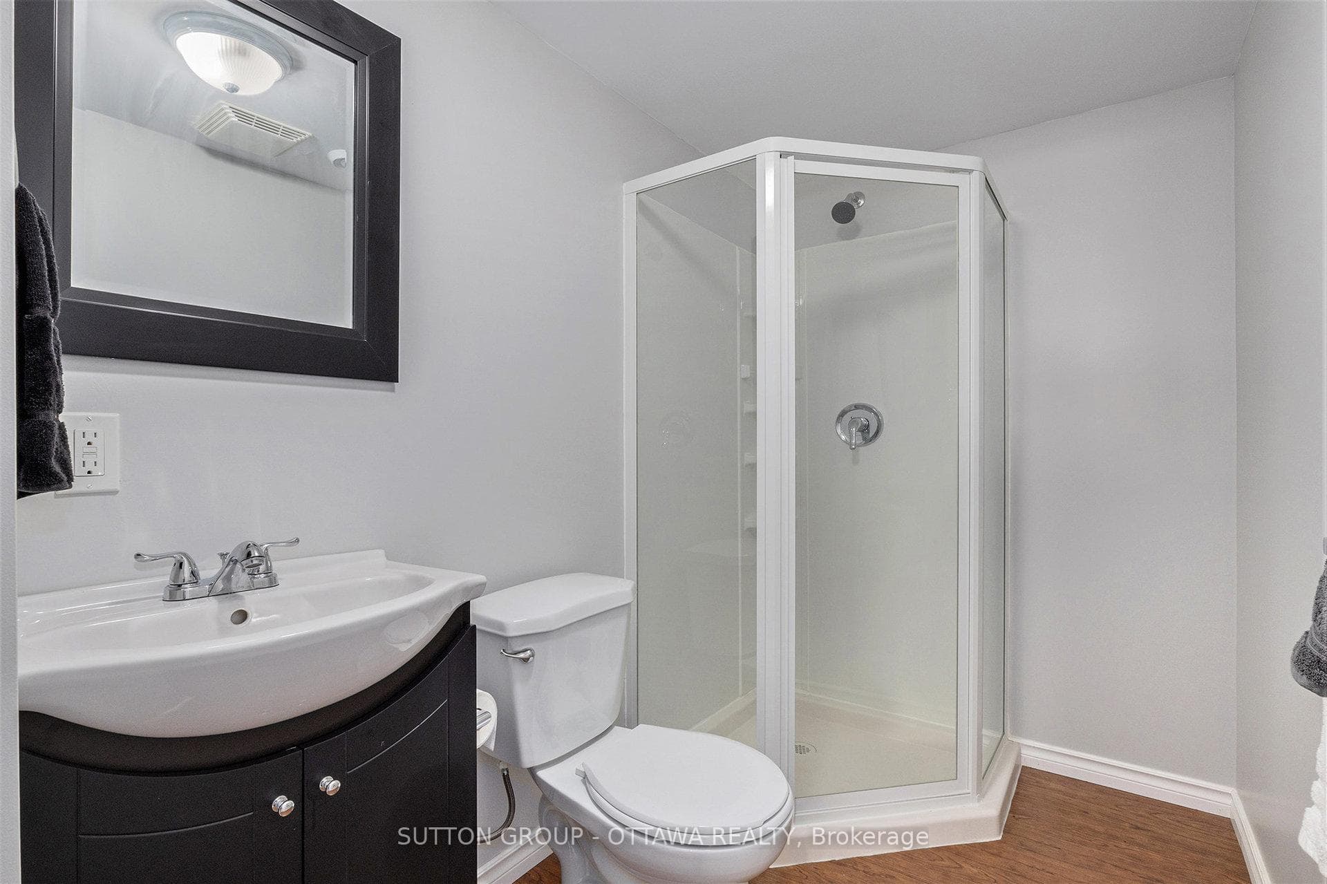 56 Honore Crescent photo 30