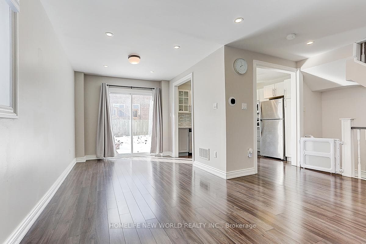 172 Radford Drive photo 6