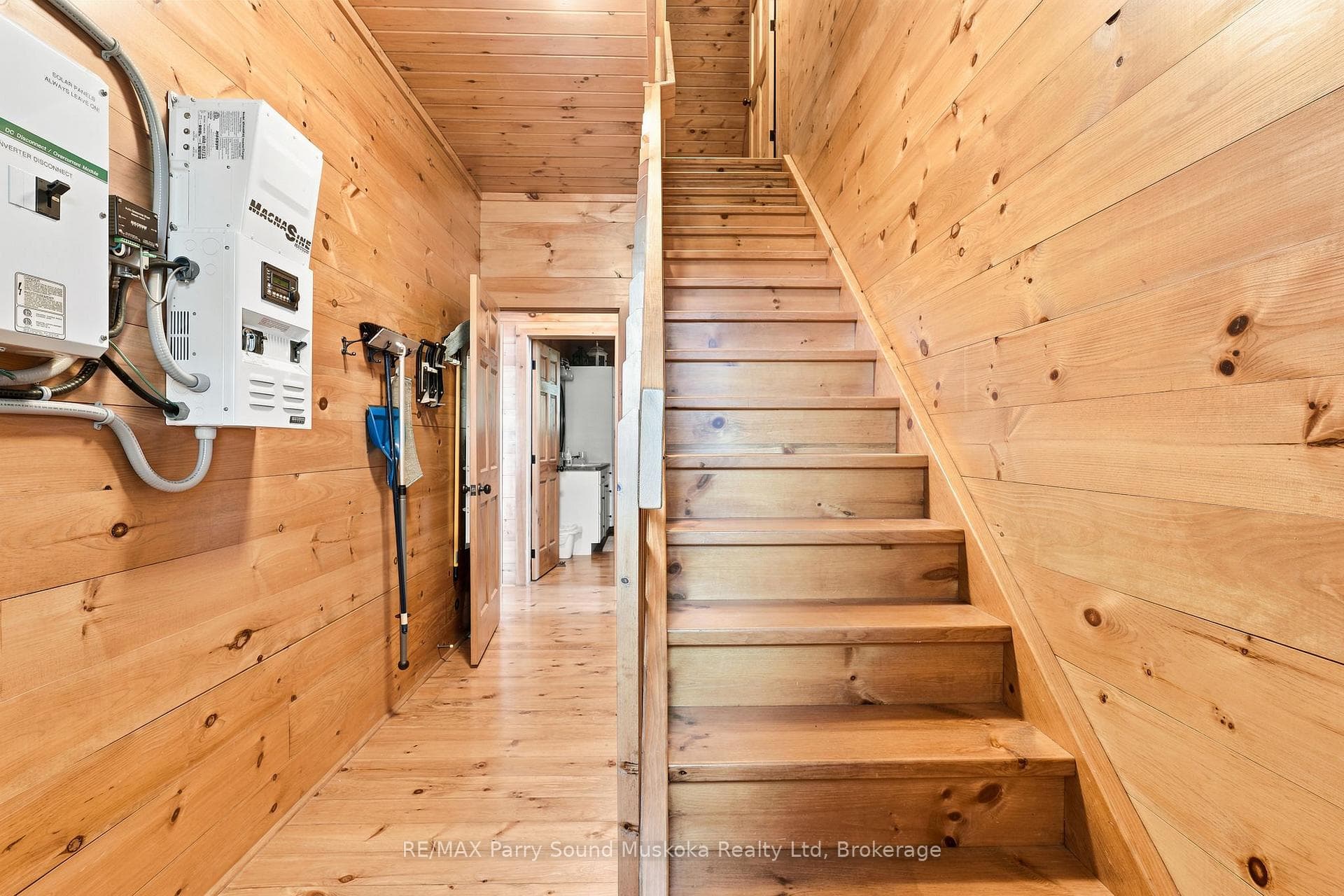 43 15C Island photo 10