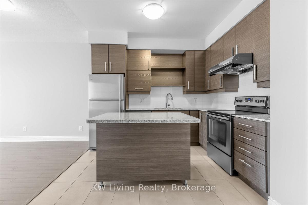 277 South Park Road Unit 1202 photo 9