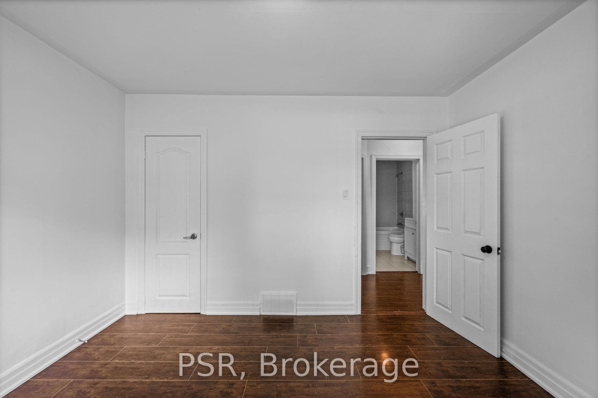 18 Grandview Avenue Unit Main Fl photo 26