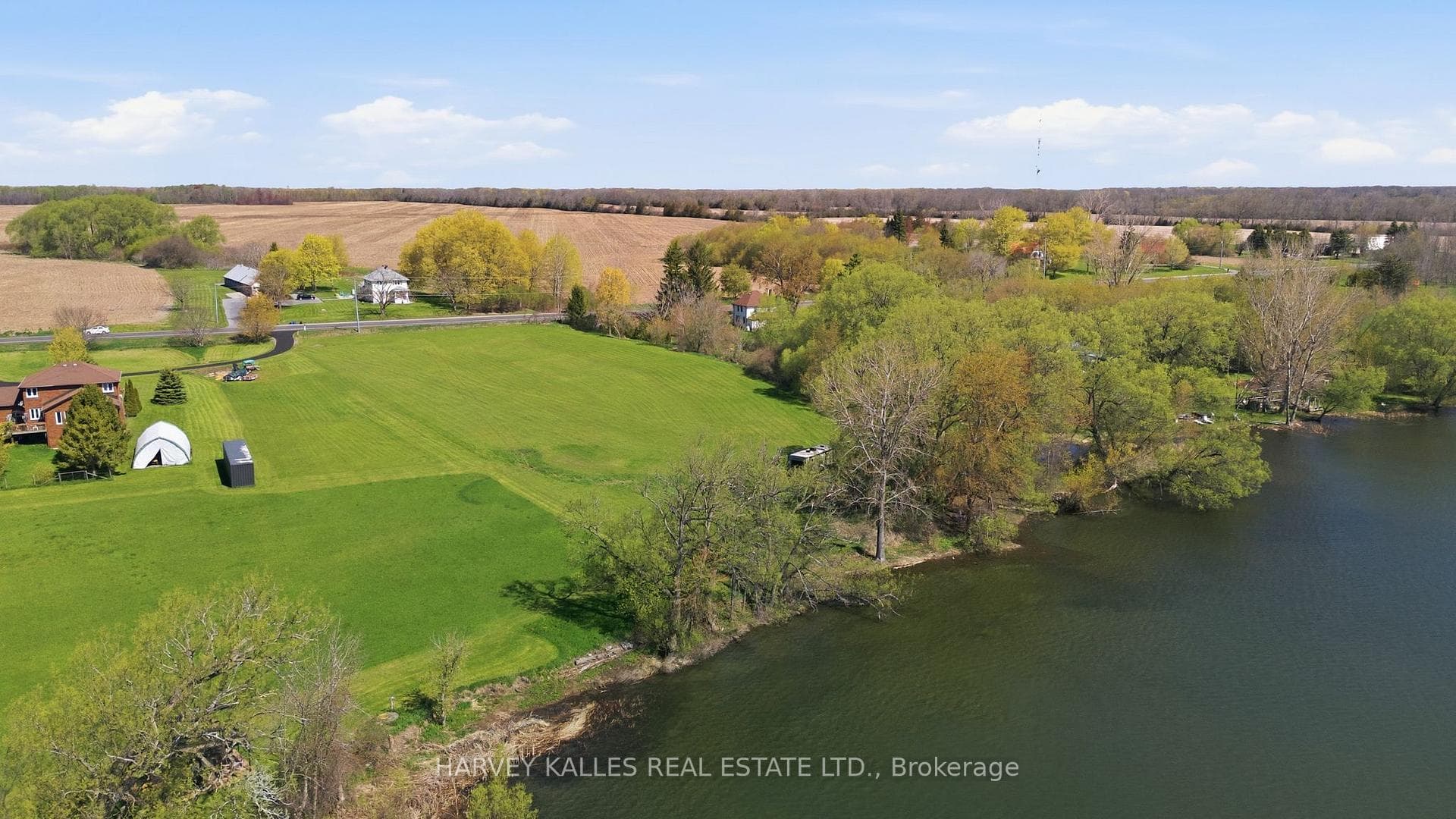 8912 Loyalist Parkway photo 9