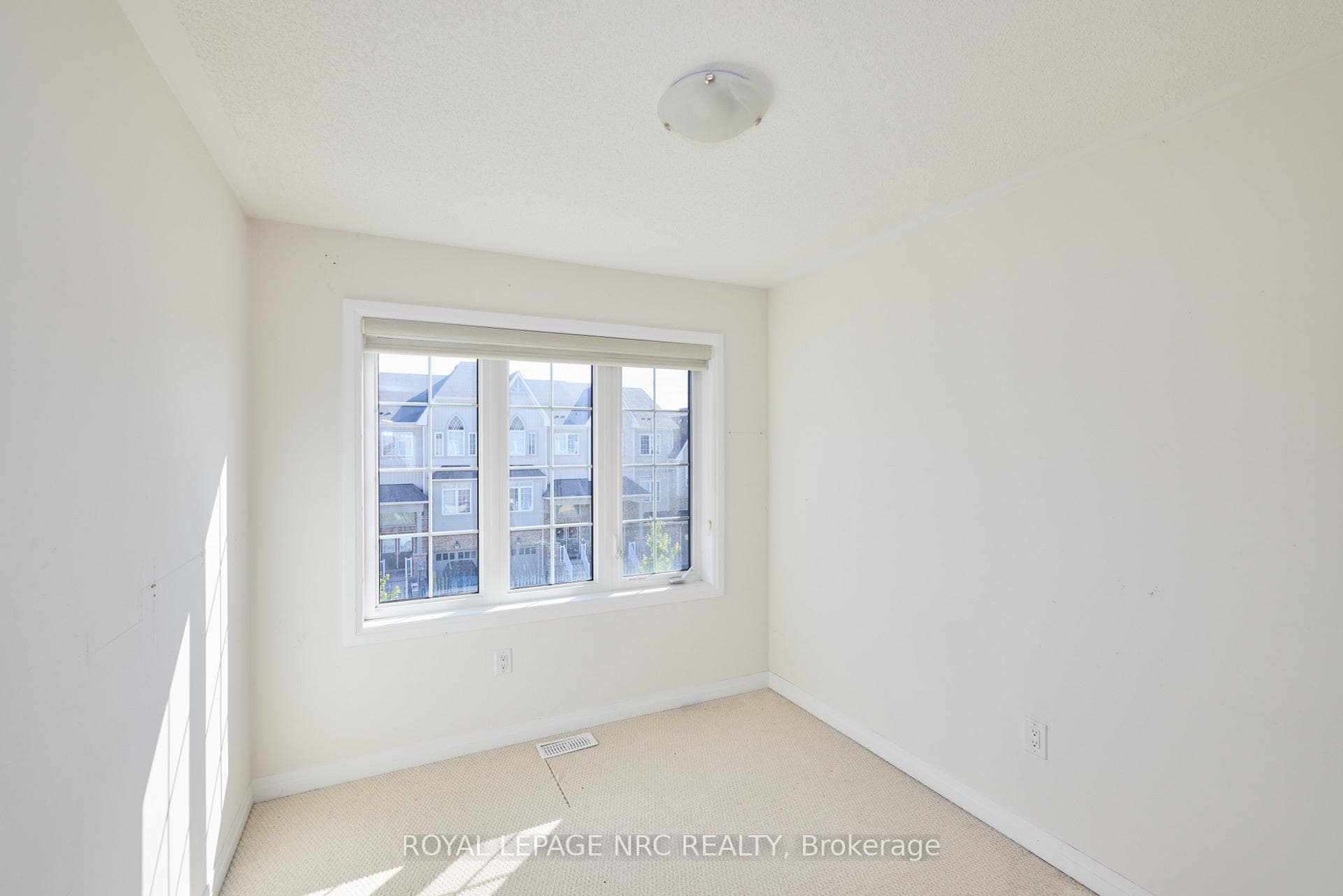 4089 Canby Street photo 26