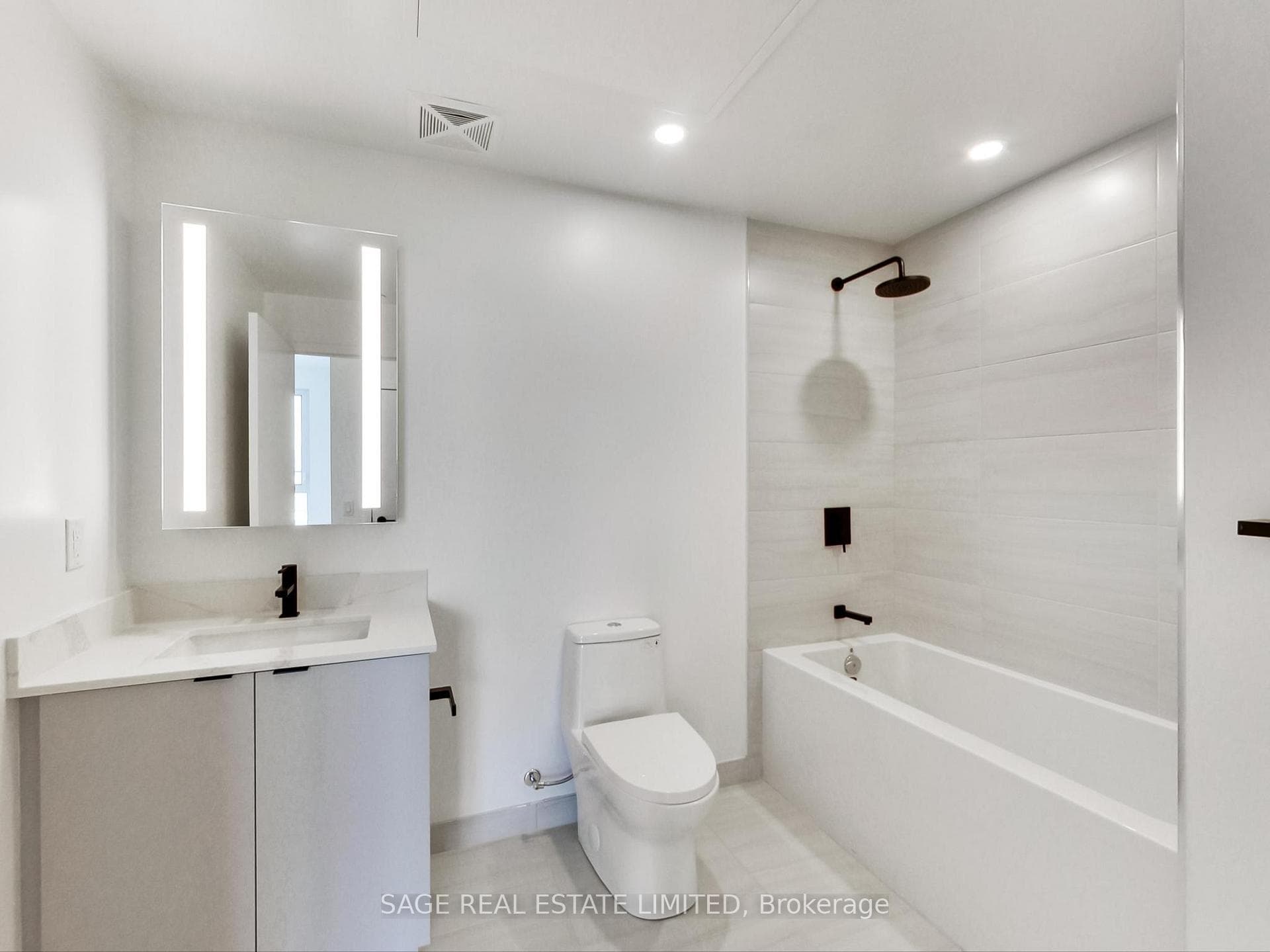 285 Dufferin Street Unit 1401 photo 15