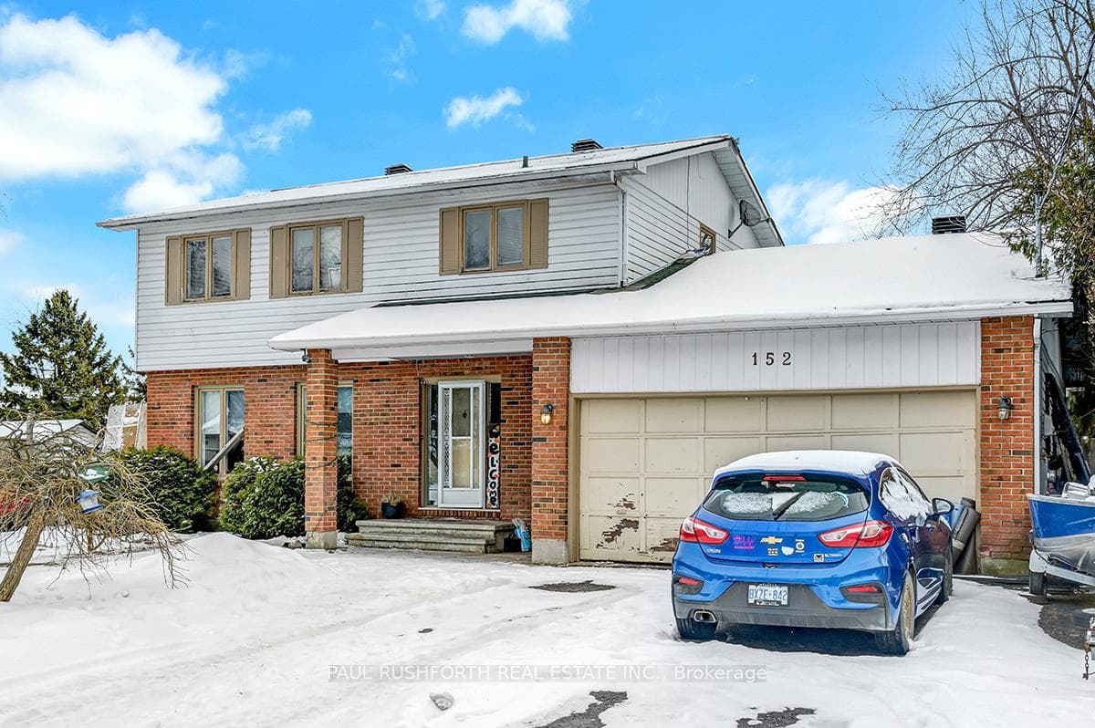152 Dunlop Crescent photo 1