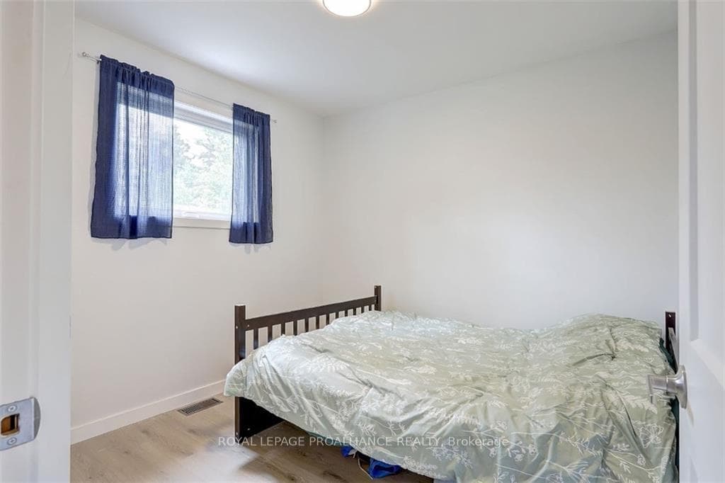 415 RAILWAY Avenue photo 19