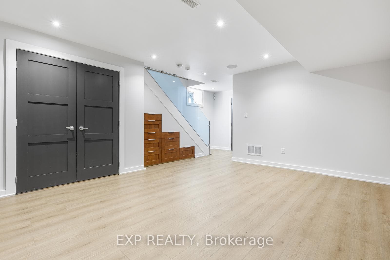 19 Kennedy Avenue photo 6