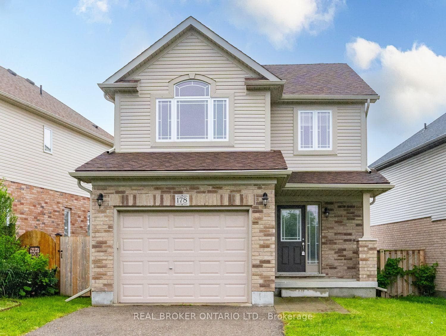 178 Cityview Drive photo 1