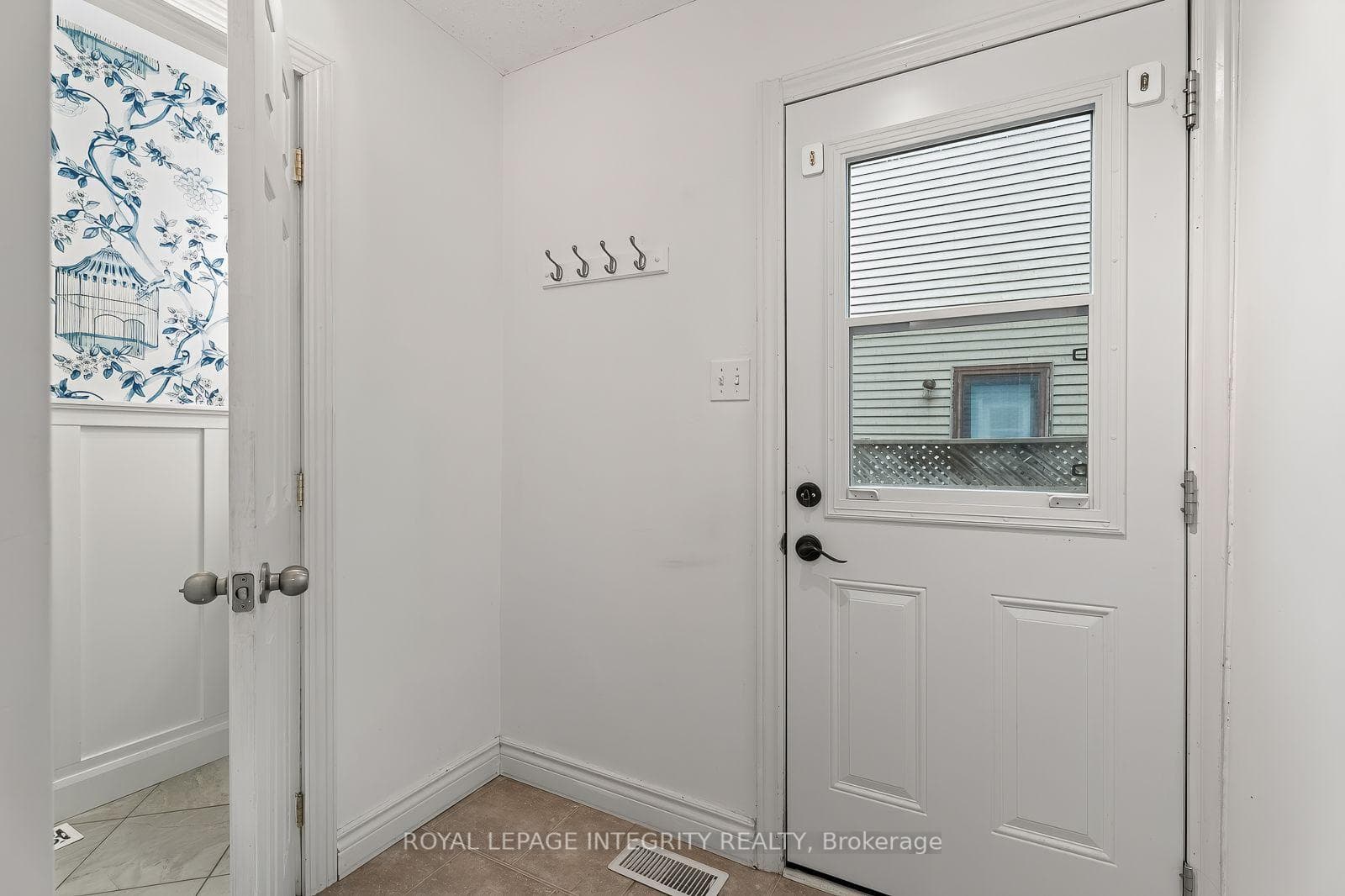 30 Sumner Street photo 22