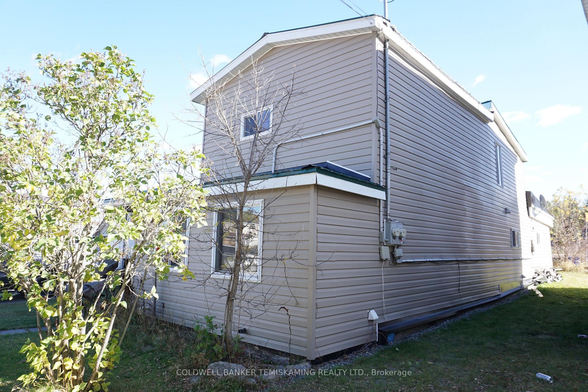 189 LANG Street photo 7