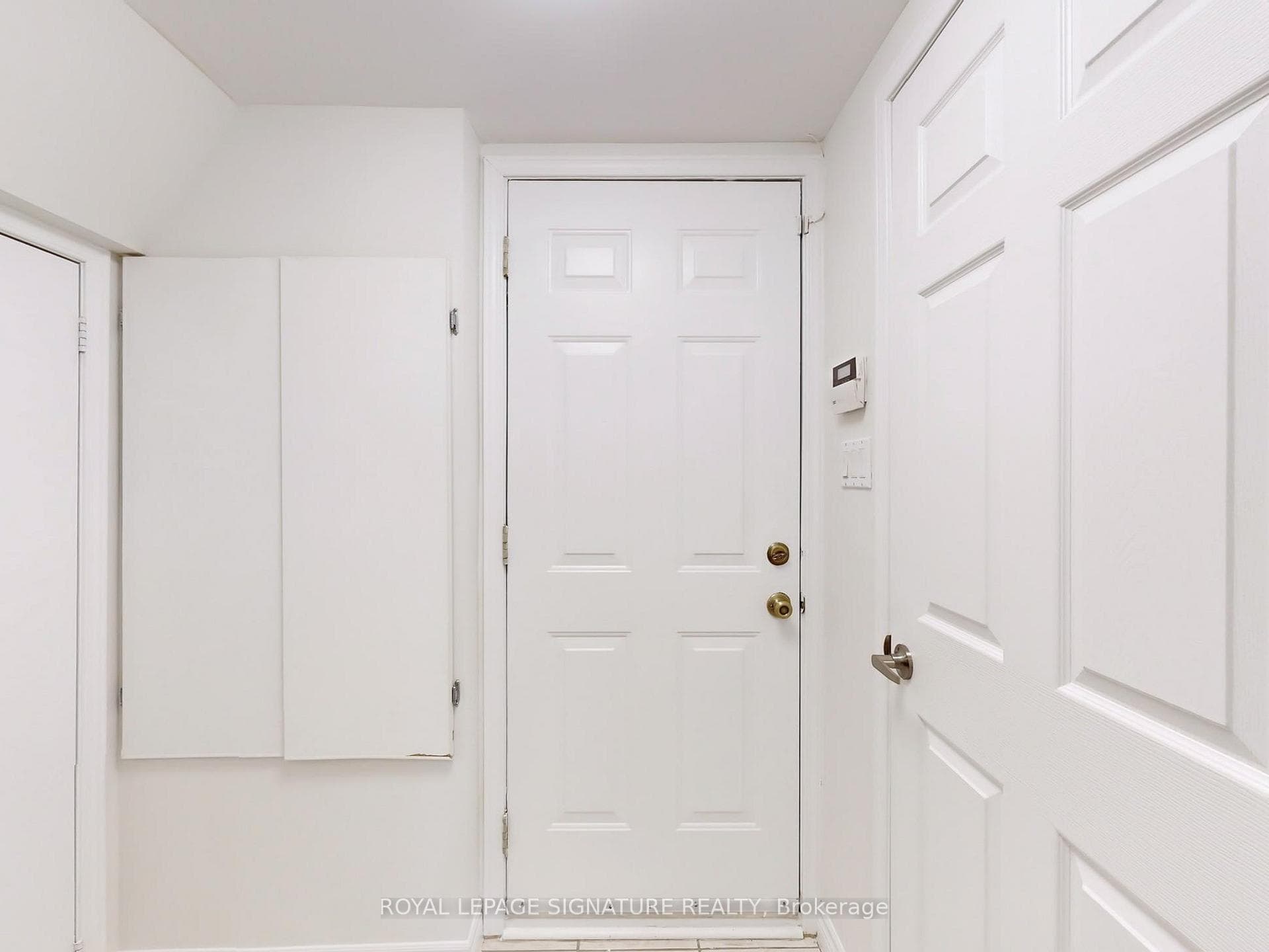 112 Coburg Crescent photo 30