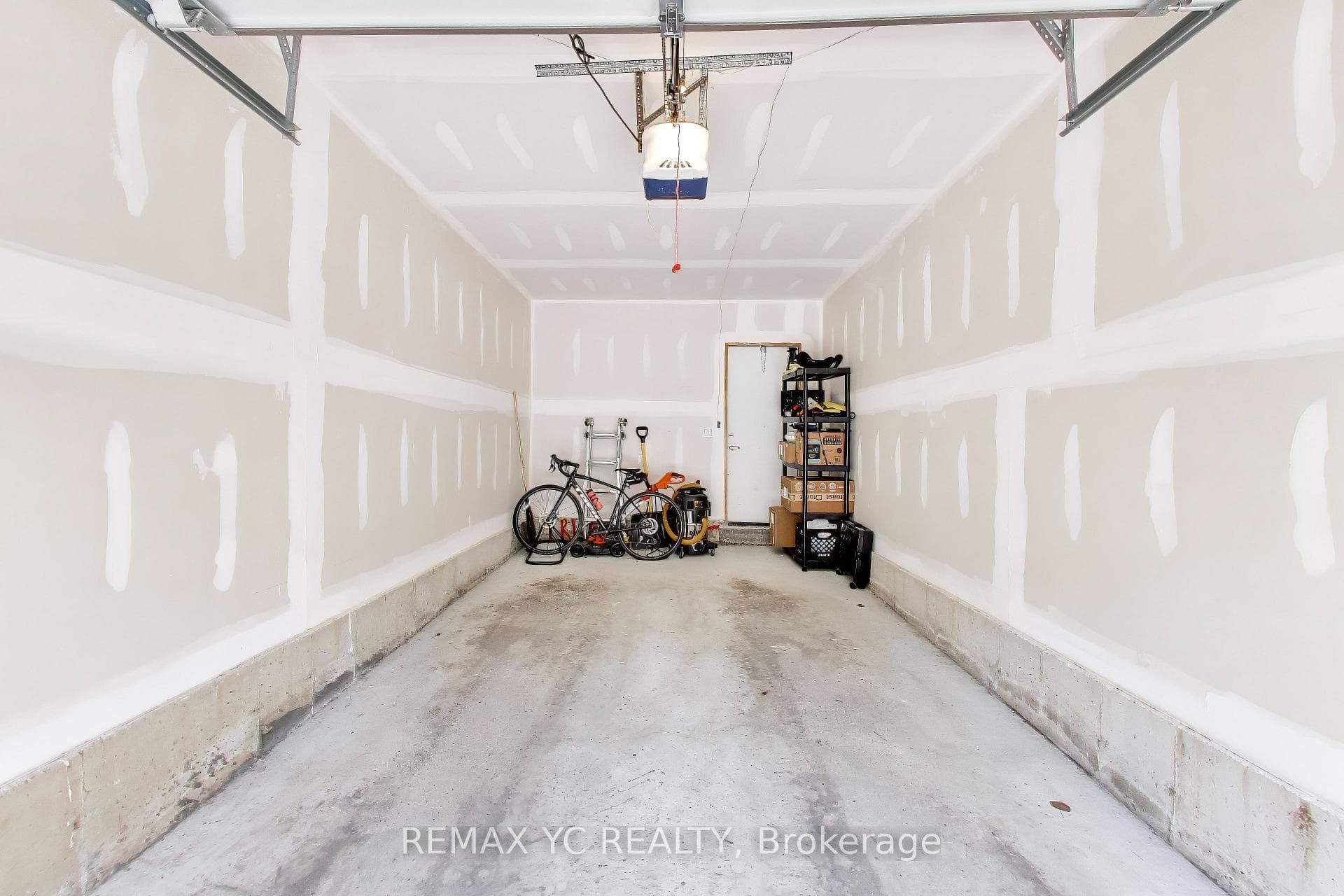 18 Deep Roots Terrace photo 33