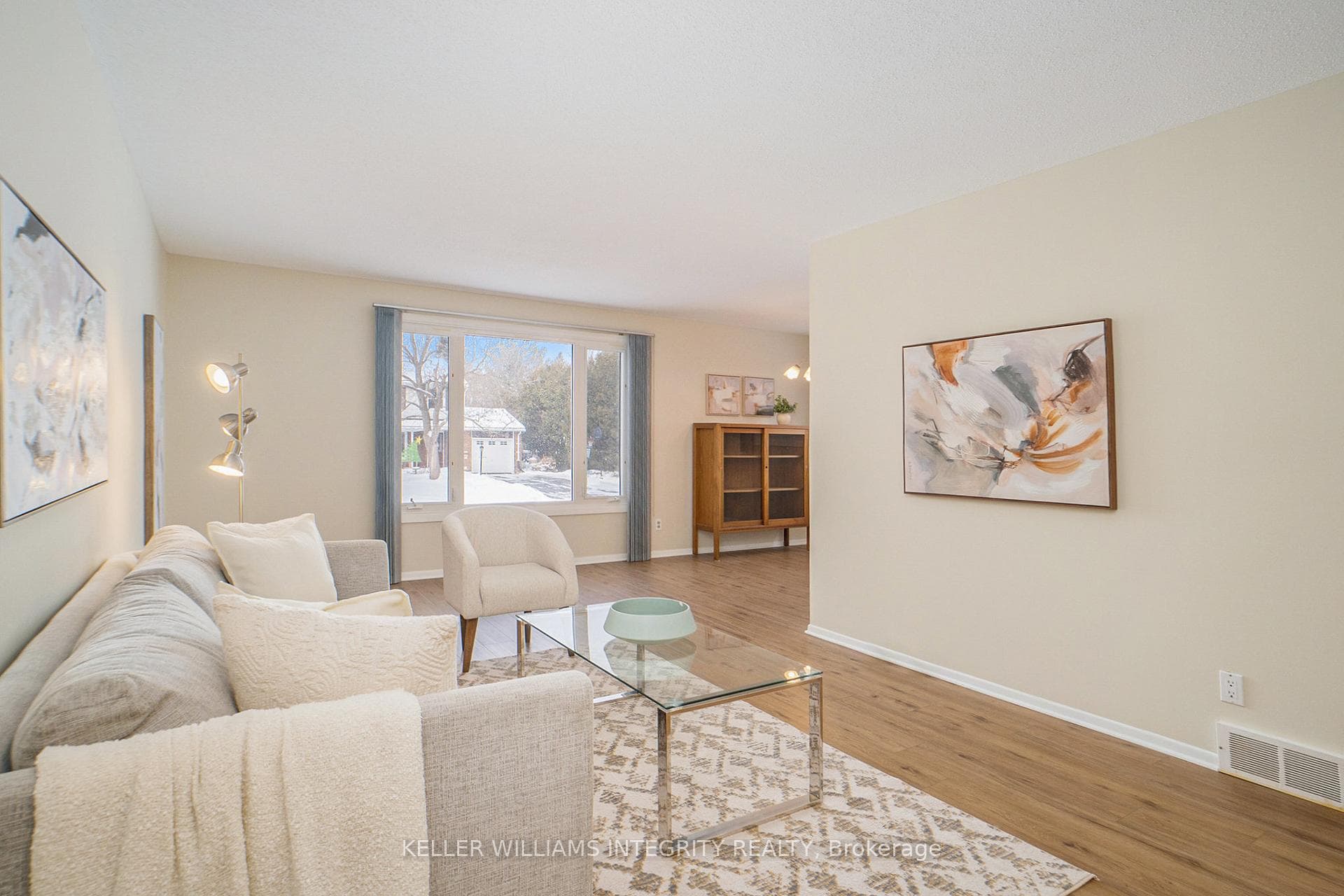 93 Hobart Crescent photo 6