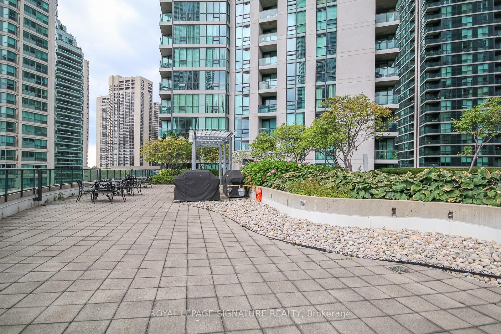 33 Bay Street Unit 1113 photo 23