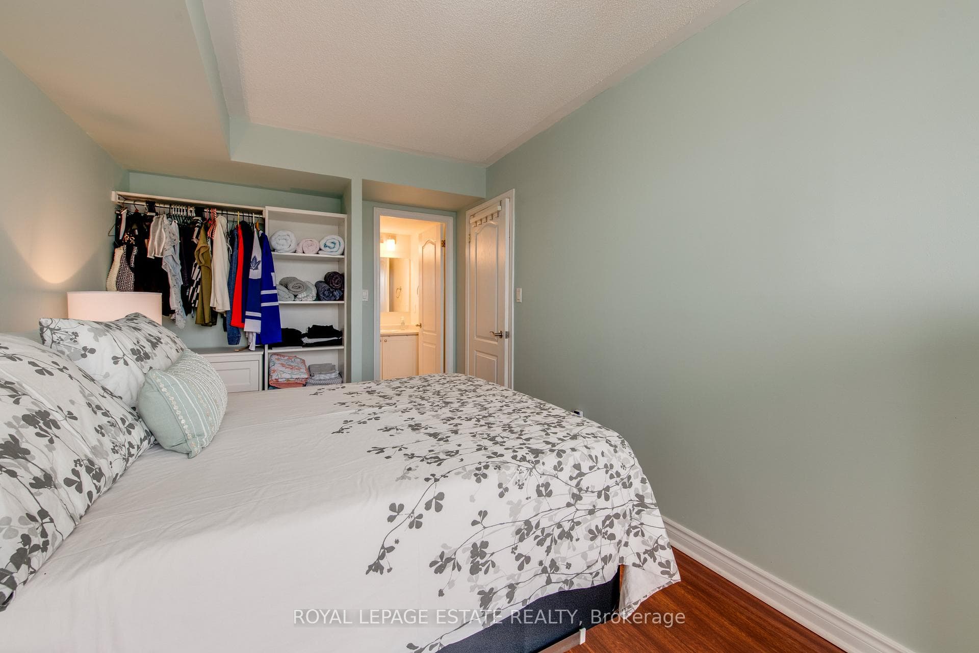 25 Strangford Lane Unit 203 photo 15