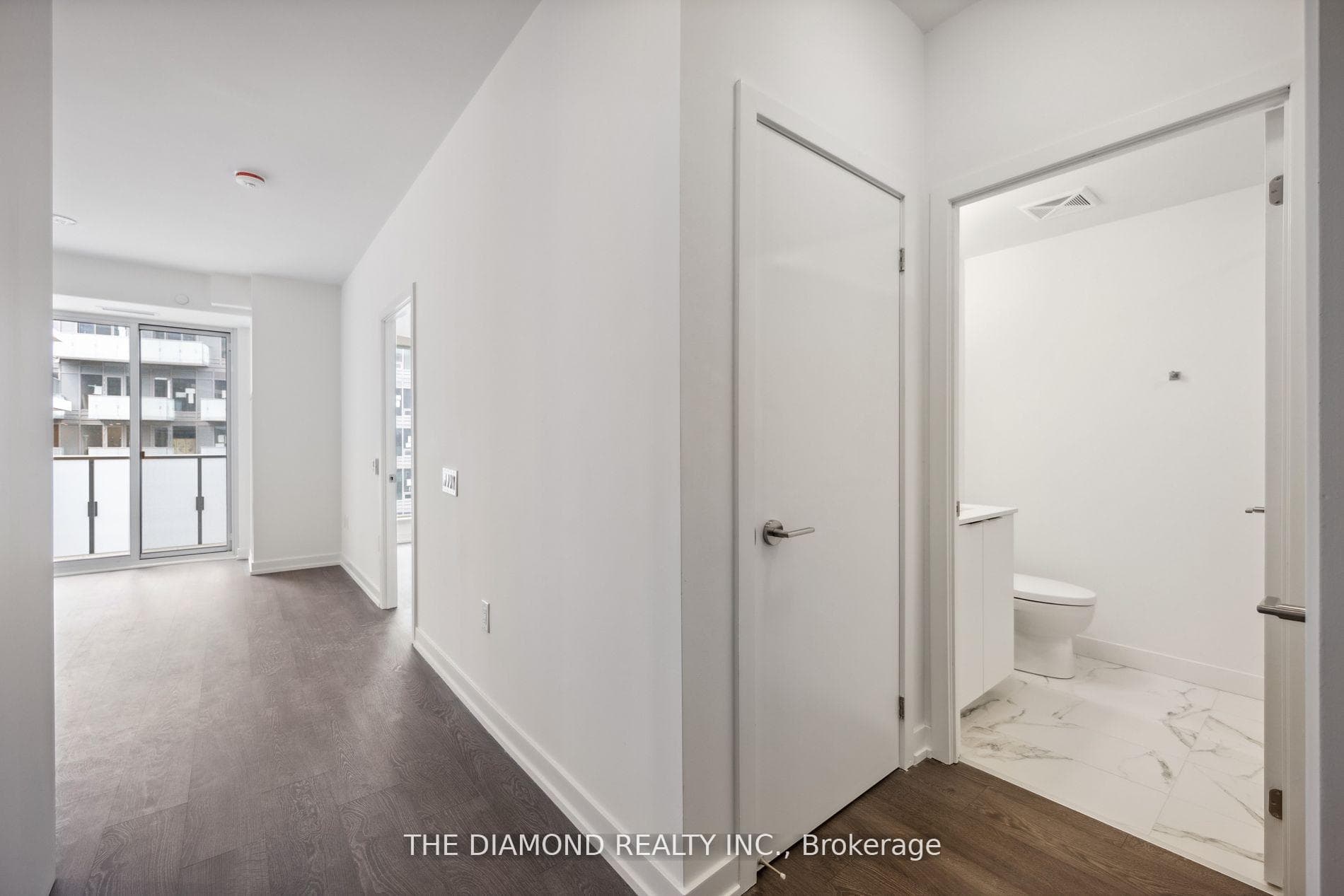 8 Olympic Gardens Drive Unit S702 photo 6
