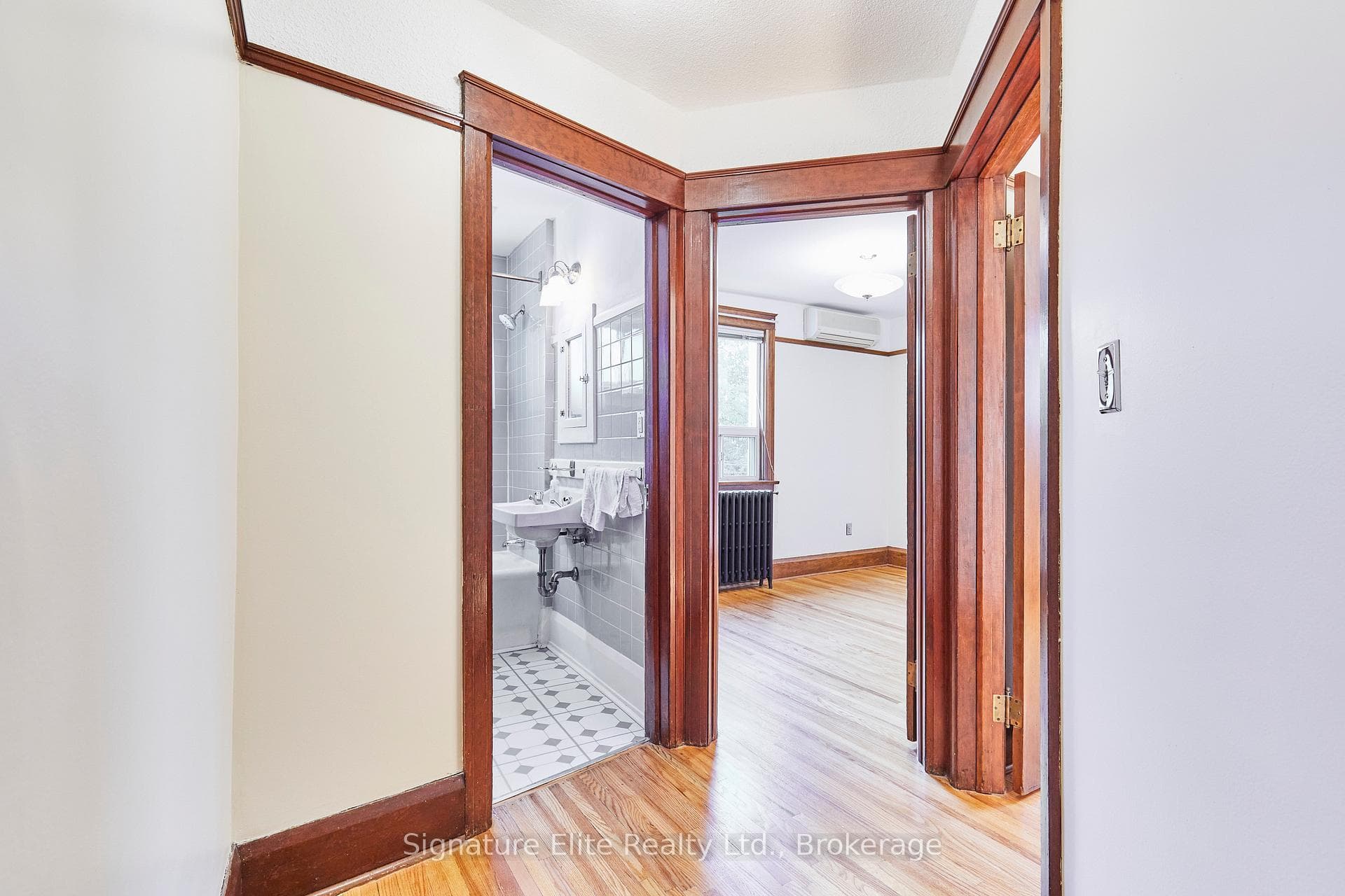 21 Hammersmith Avenue Unit Upper photo 20