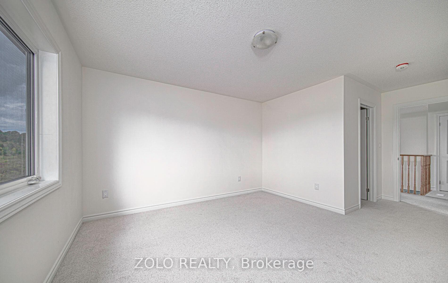 84 Hillcroft Way photo 29