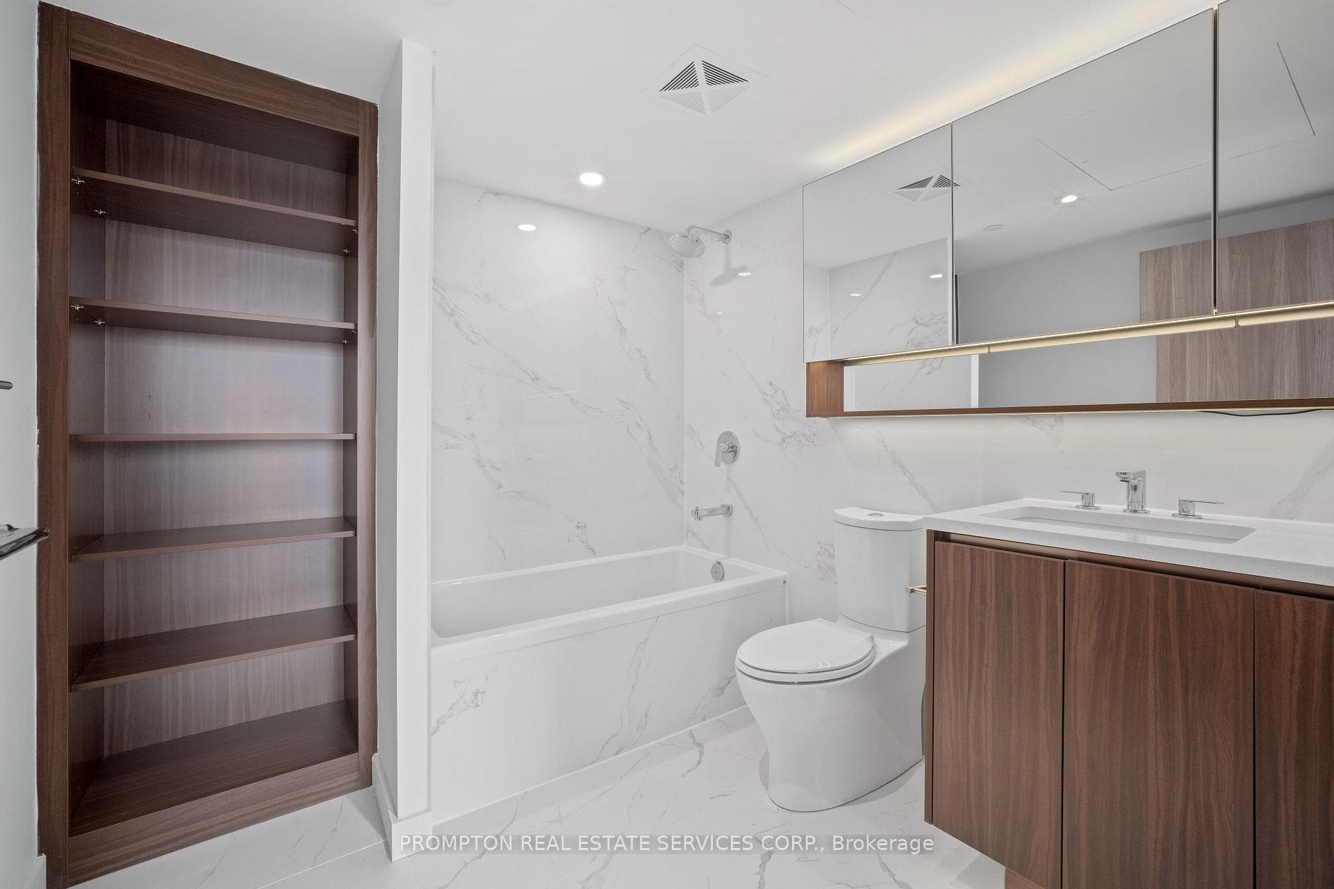 38 Widmer Street Unit 2711 photo 13