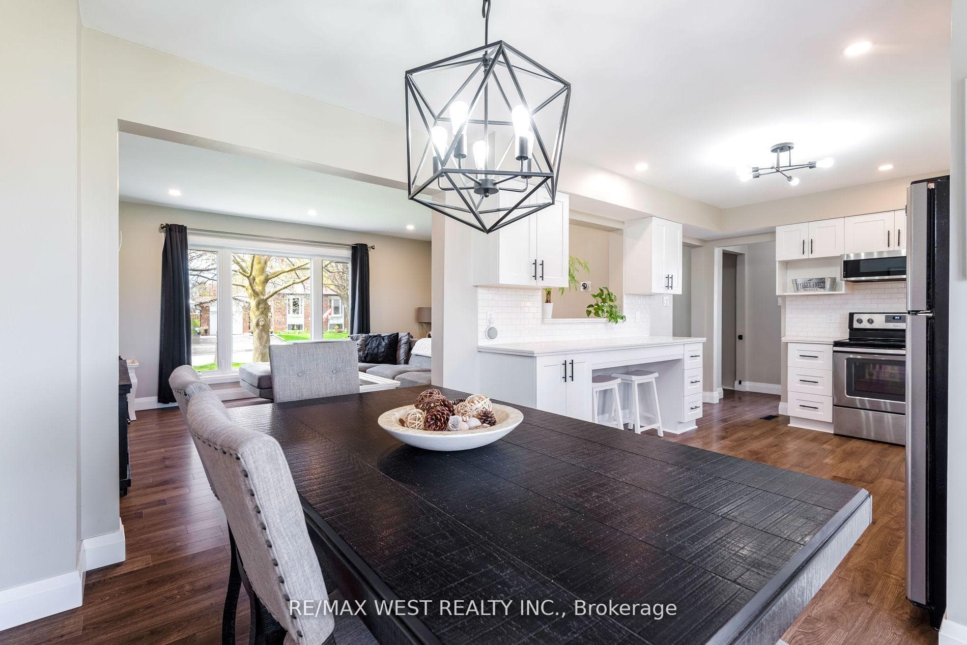 107 Edelwild Drive photo 5