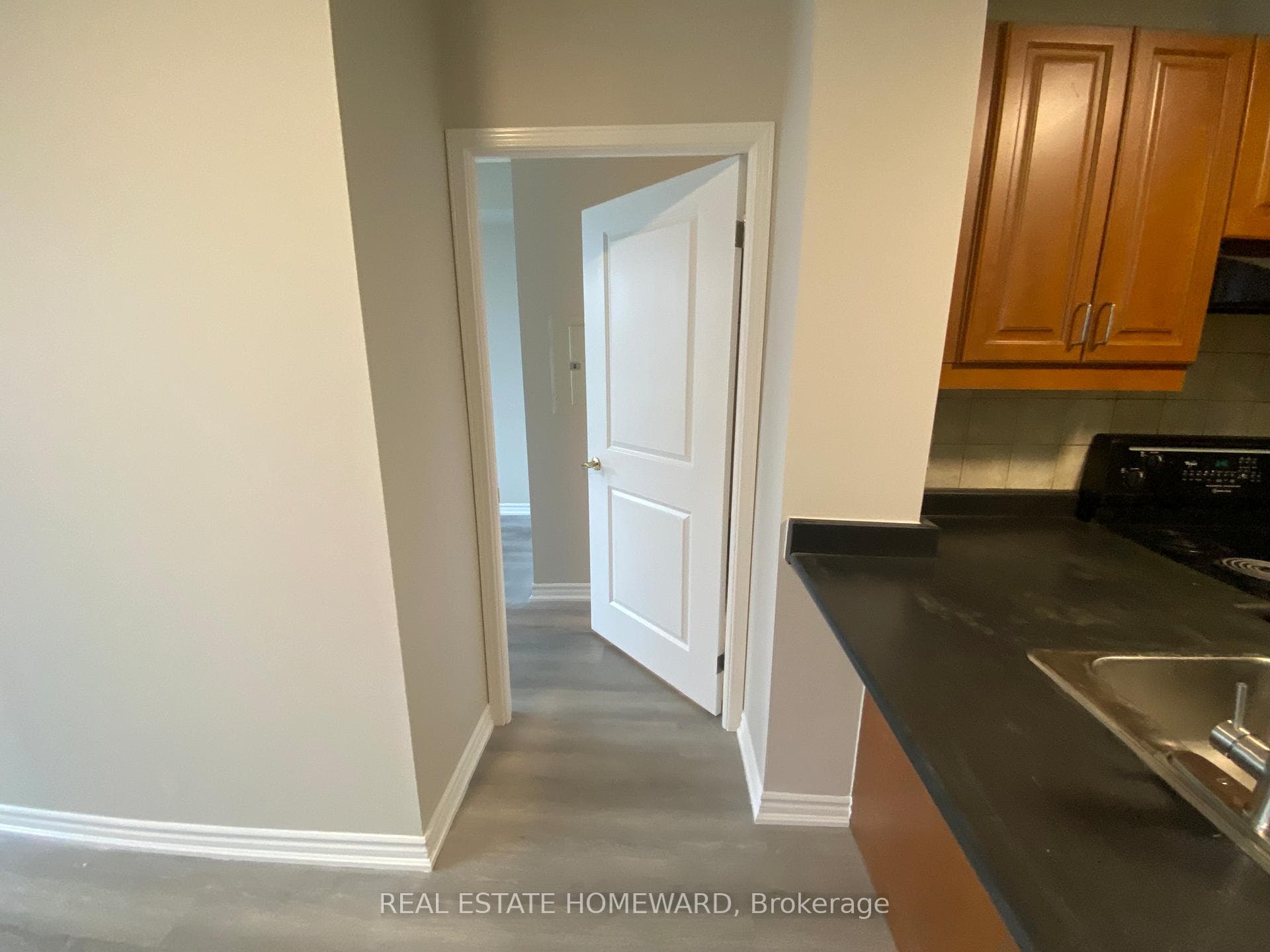 28 Byng Avenue Unit 1005 photo 12