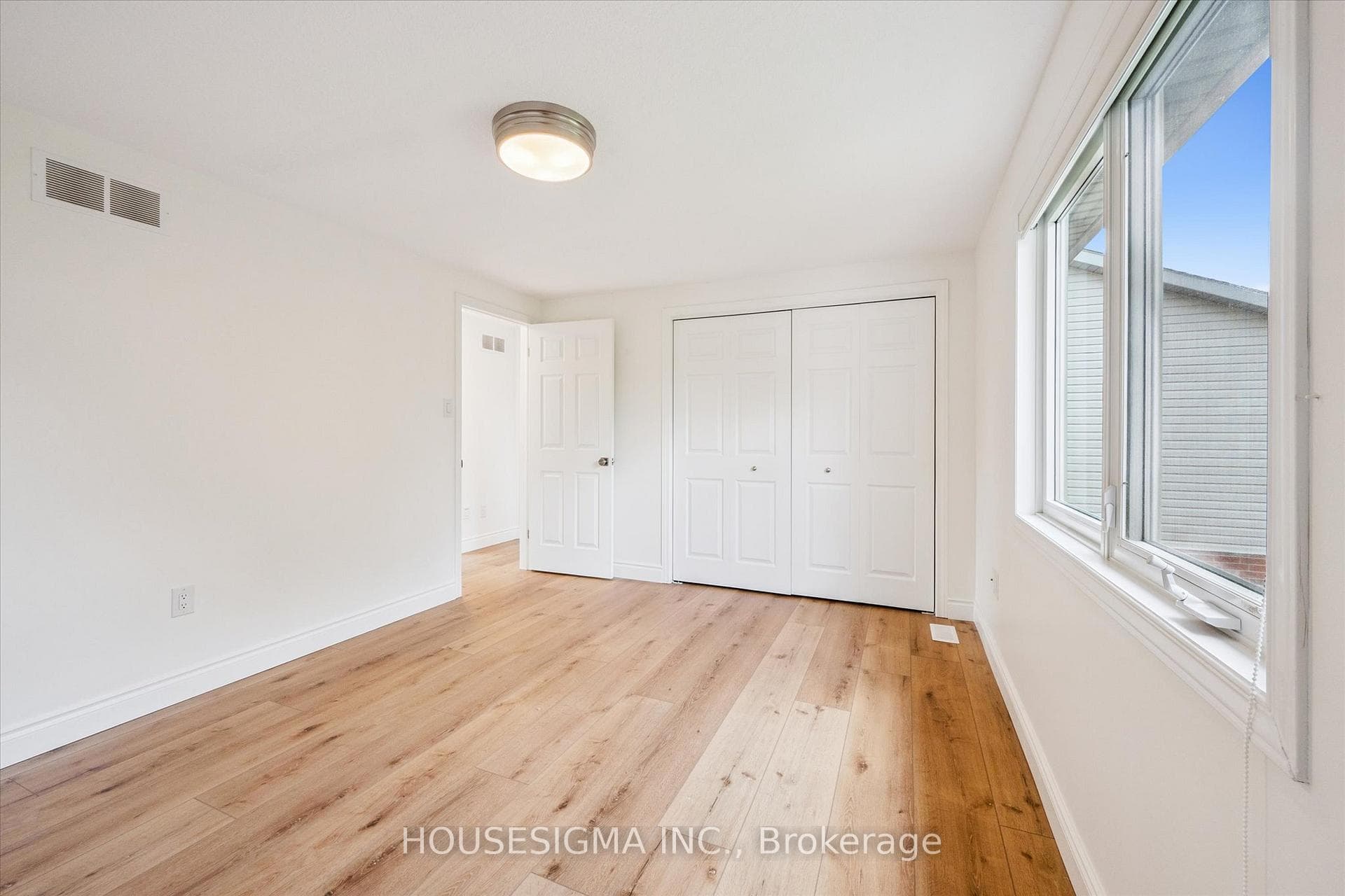 47 Marsh Crescent photo 18