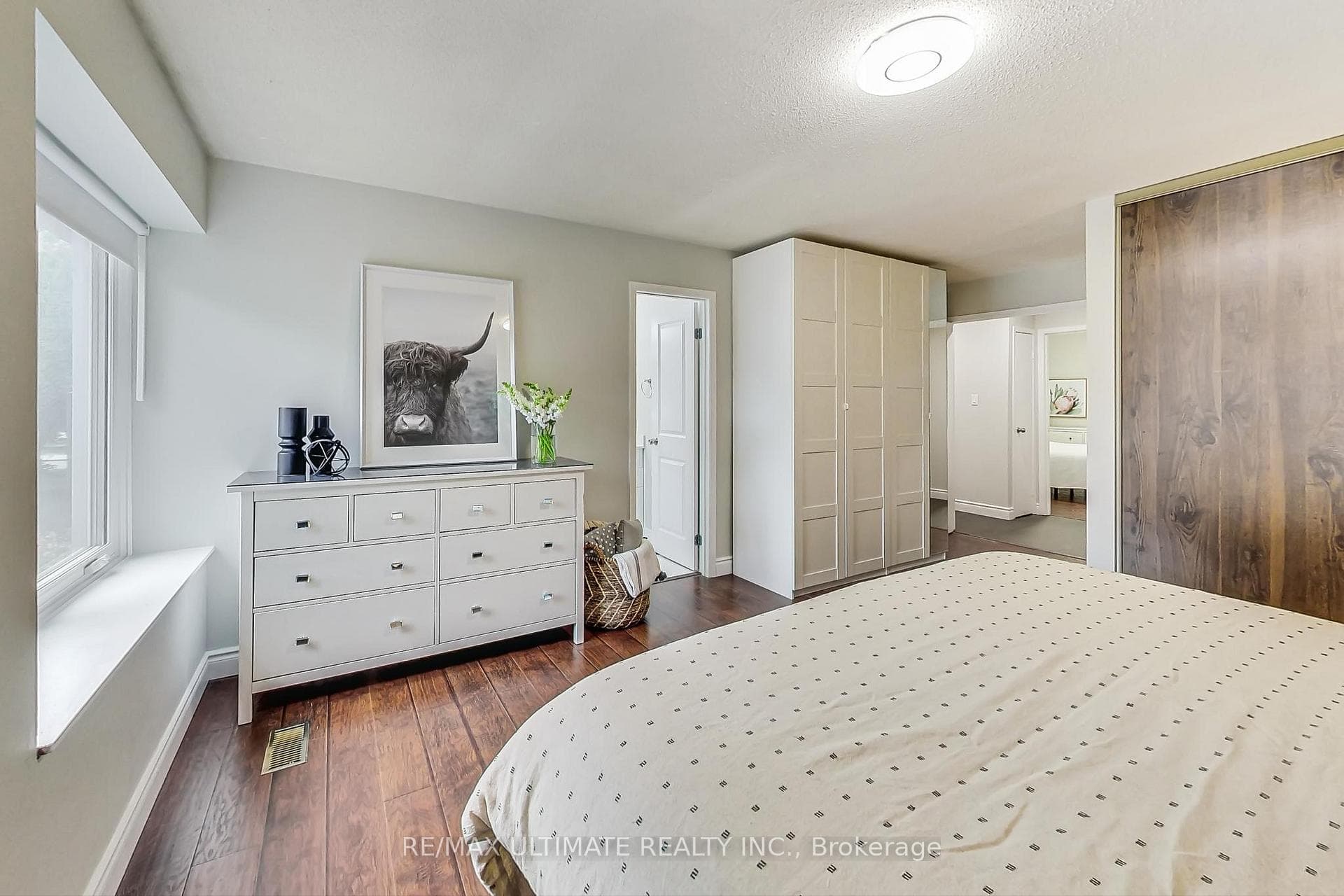8 Markburn Court photo 14