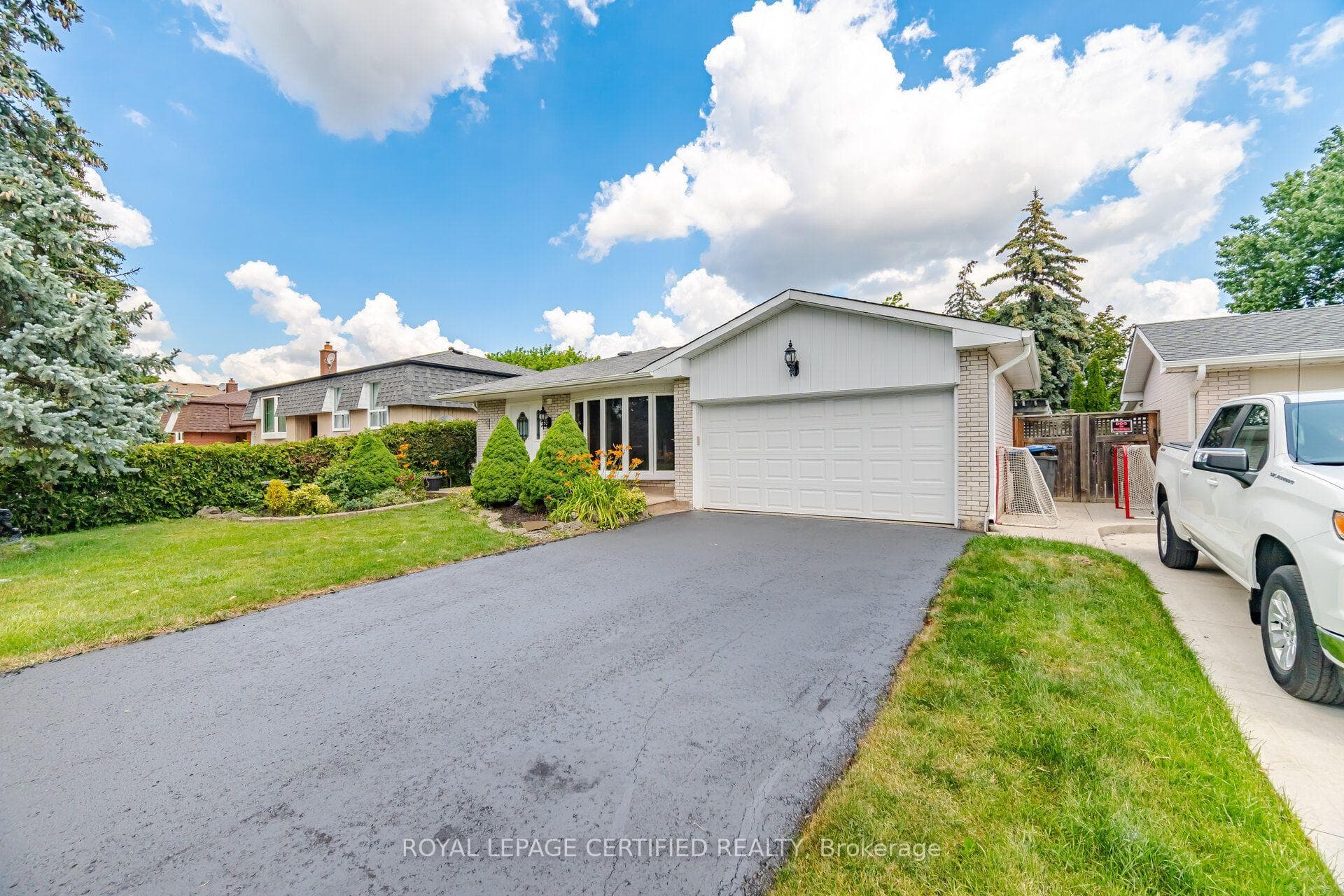 33 Grassmere Crescent photo 6