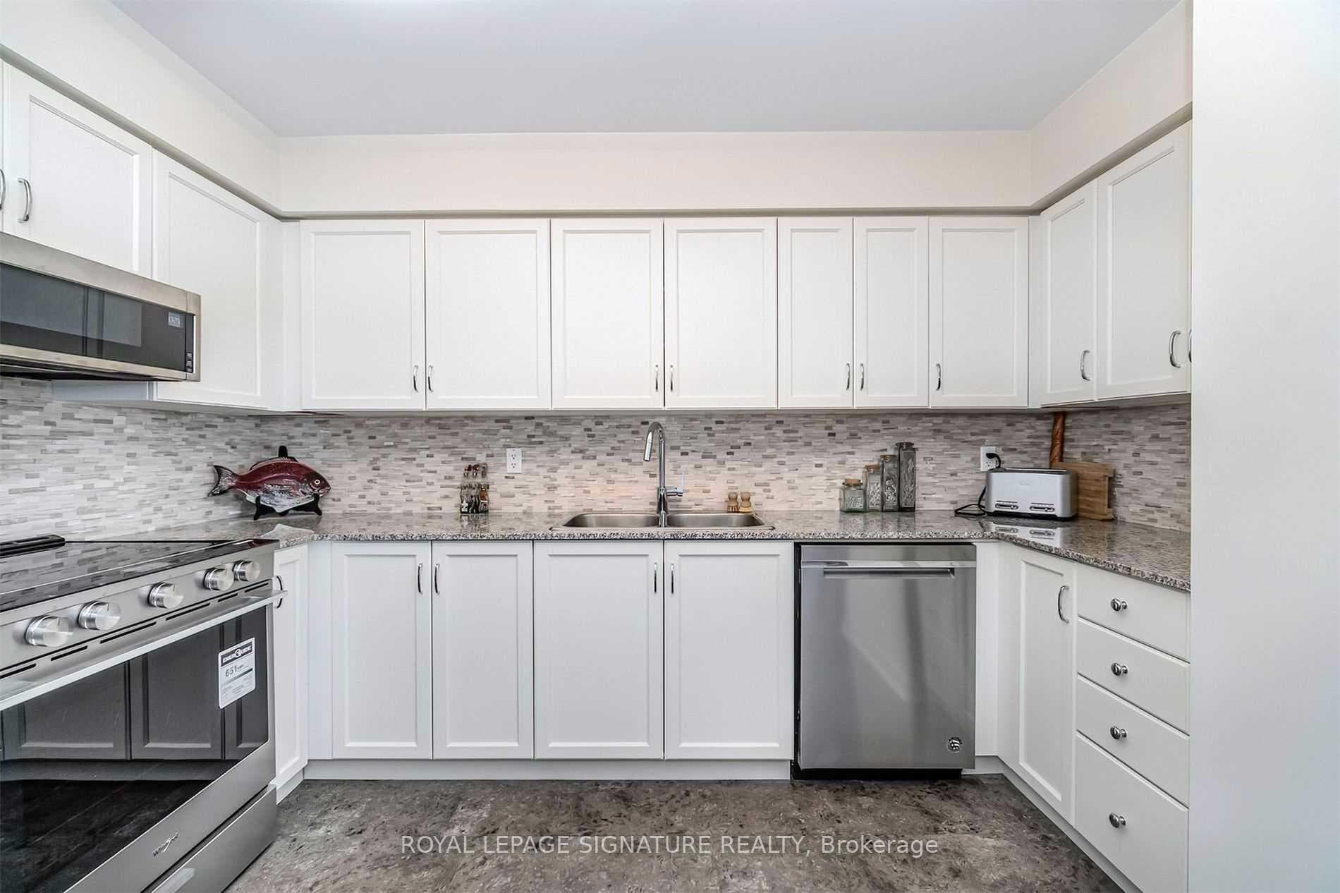 Renovated Upgraded Kitchen