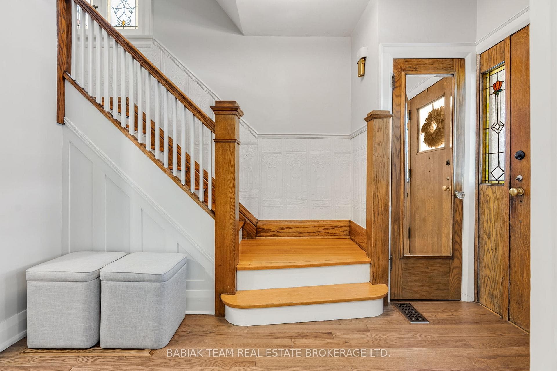 383 Armadale Avenue photo 5