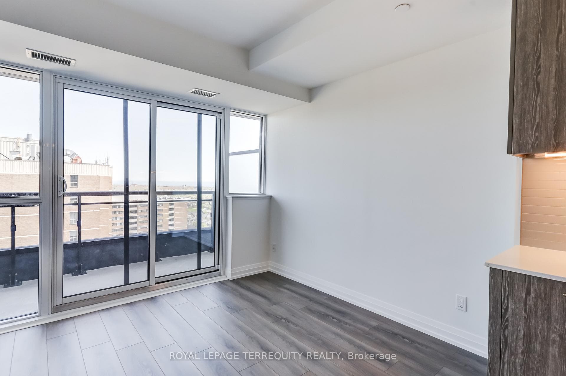 286 Main Street Unit 2606 photo 16