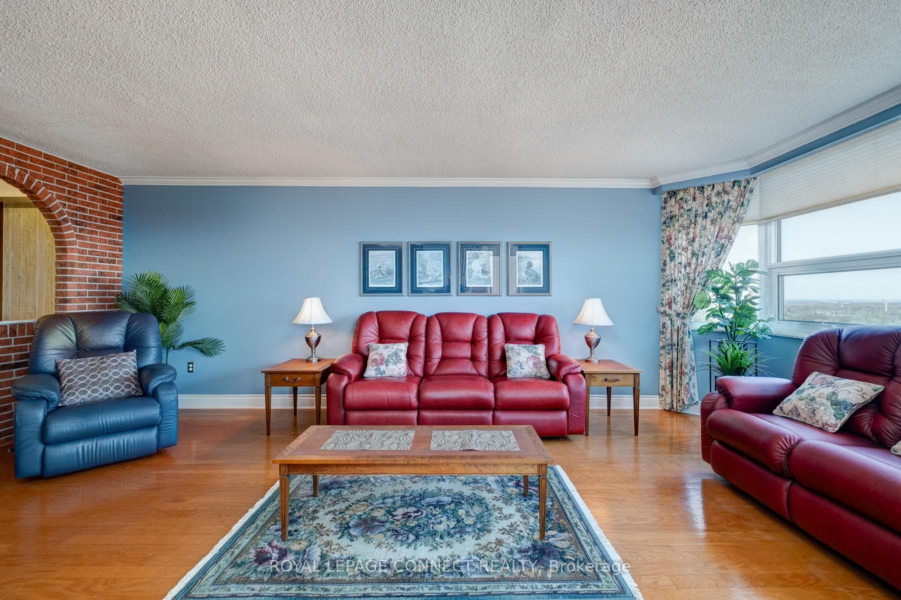 121 Ling Road Unit 1701 photo 9