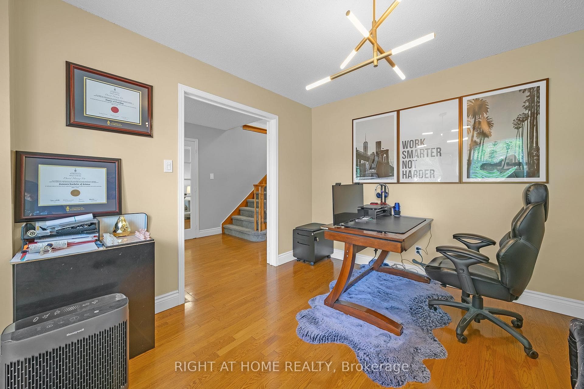 2573 Oshkin Court photo 15