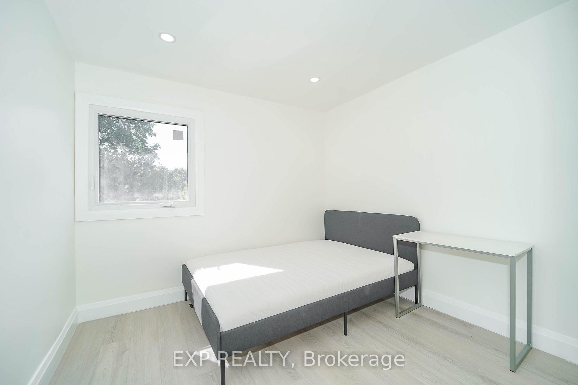 25 Nabob Crescent photo 22